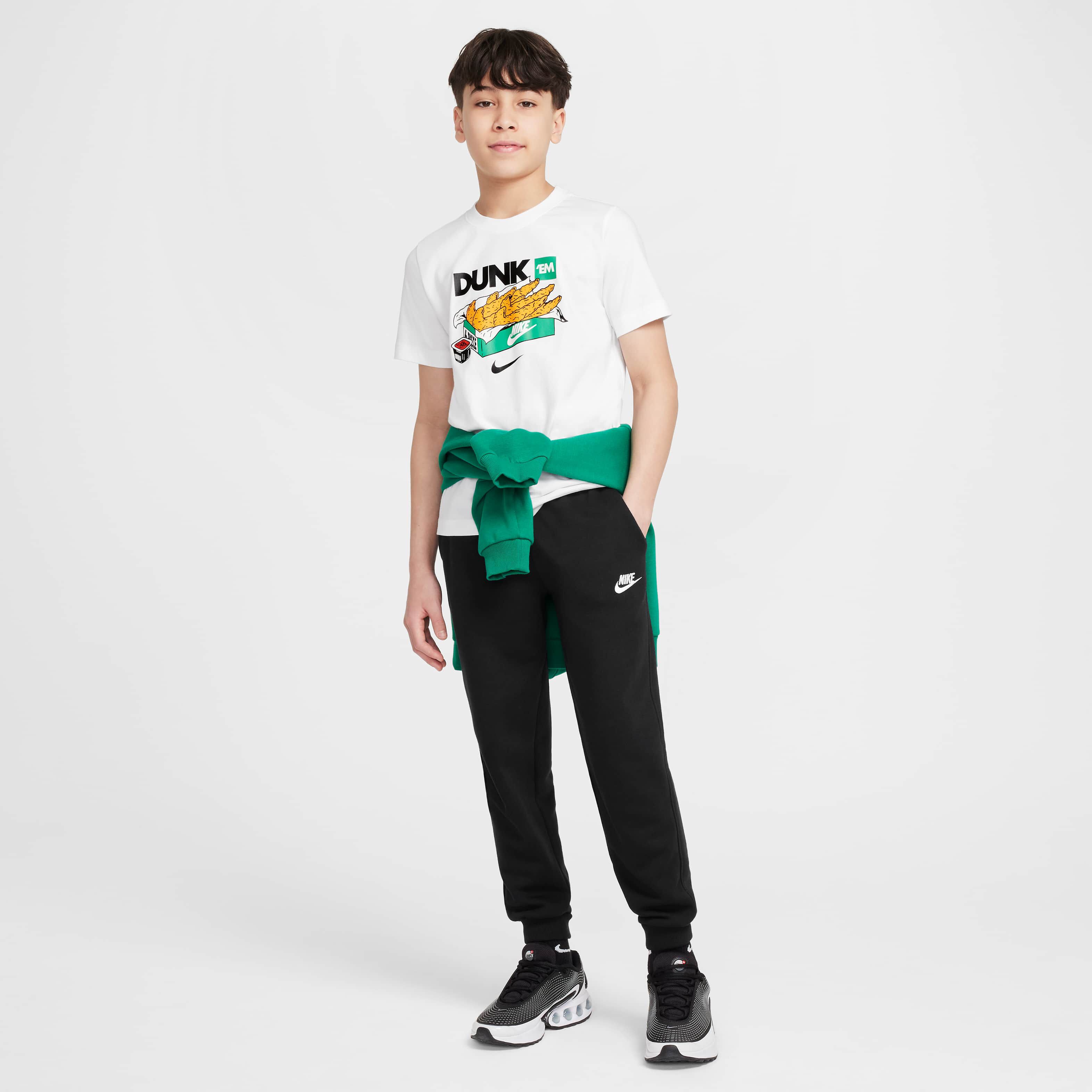 نايكي سبورتسوير image number 4