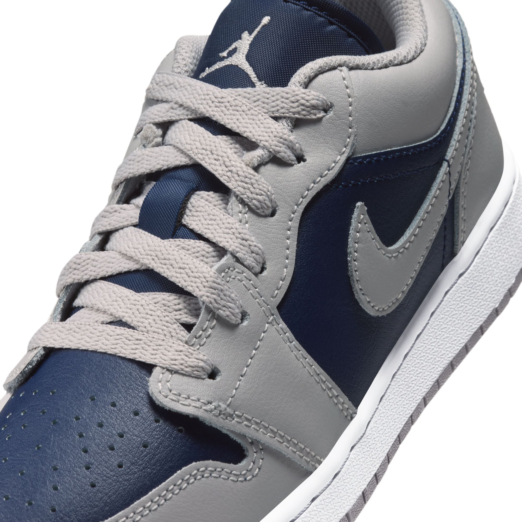 Air Jordan 1 Low image number 8
