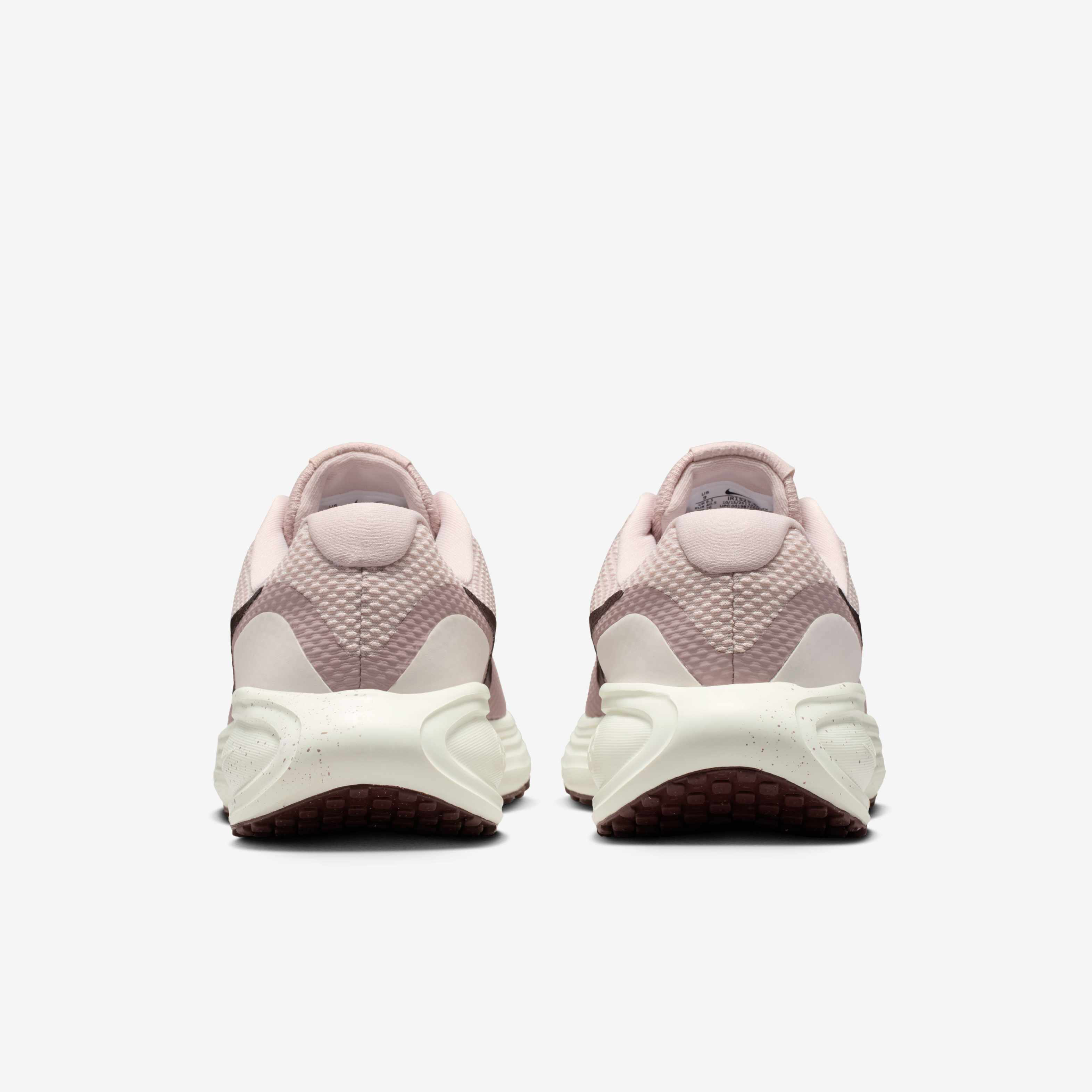 Nike Revolution 8 SE image number 5