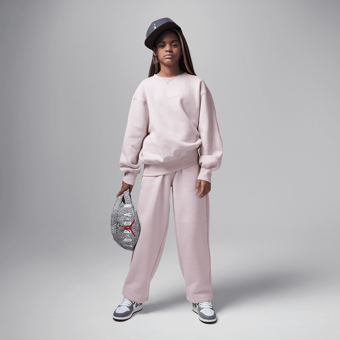 Jordan Flight Essentials image number 4 Jordan Flight Essentials image number 4