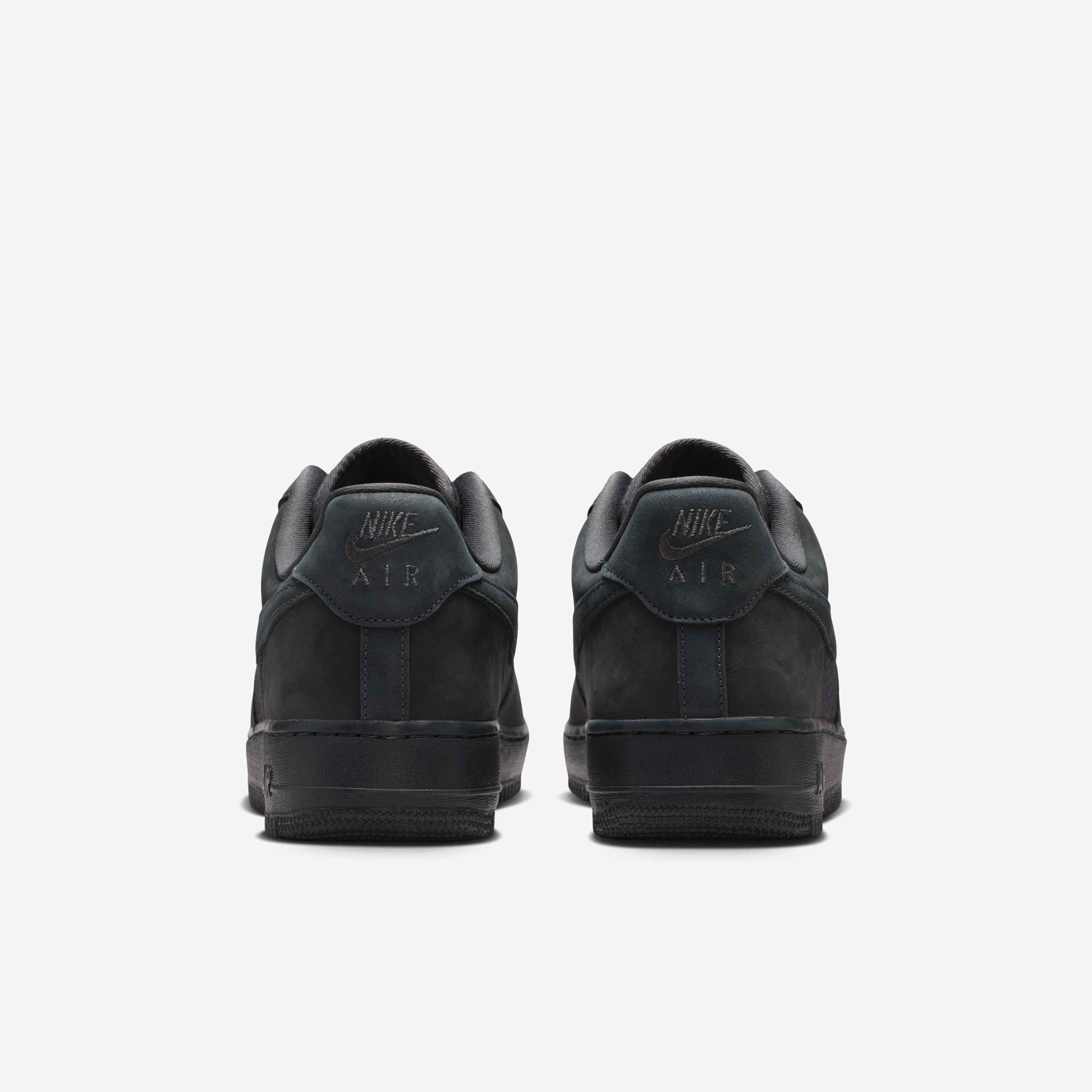 Nike Air Force 1 '07 LV8 image number 5