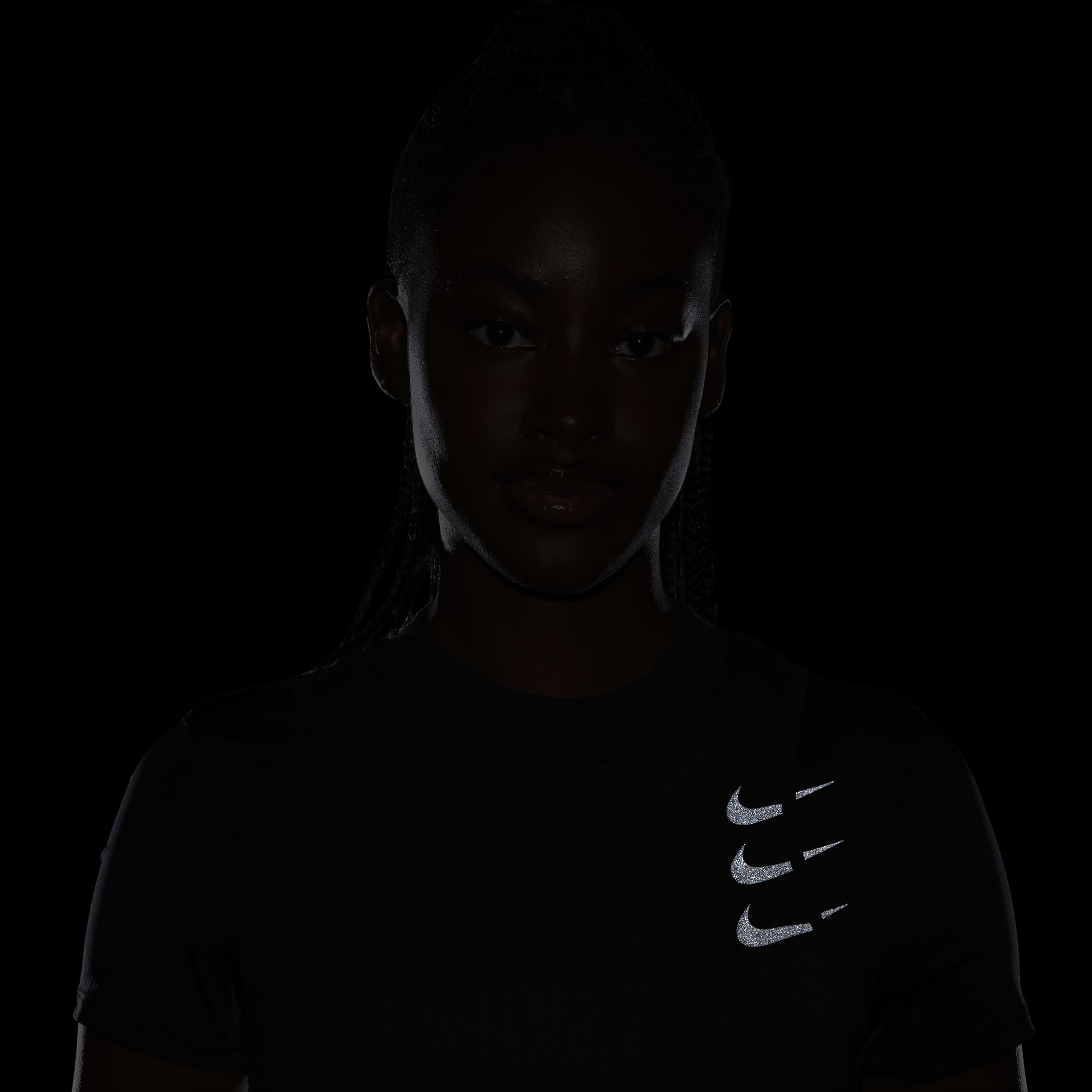 نايكي دراي-فت ADV رانينج ديفيجن image number 6