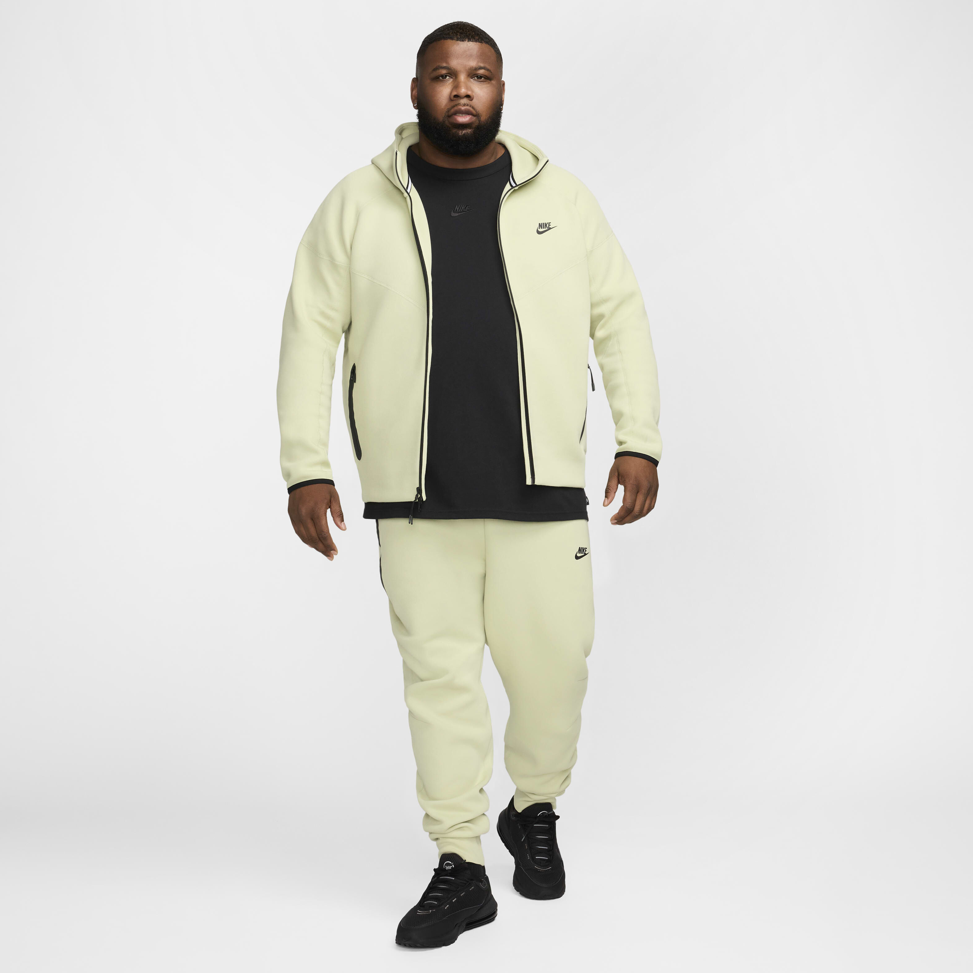 نايكي سبورتسوير تك فليس image number 18