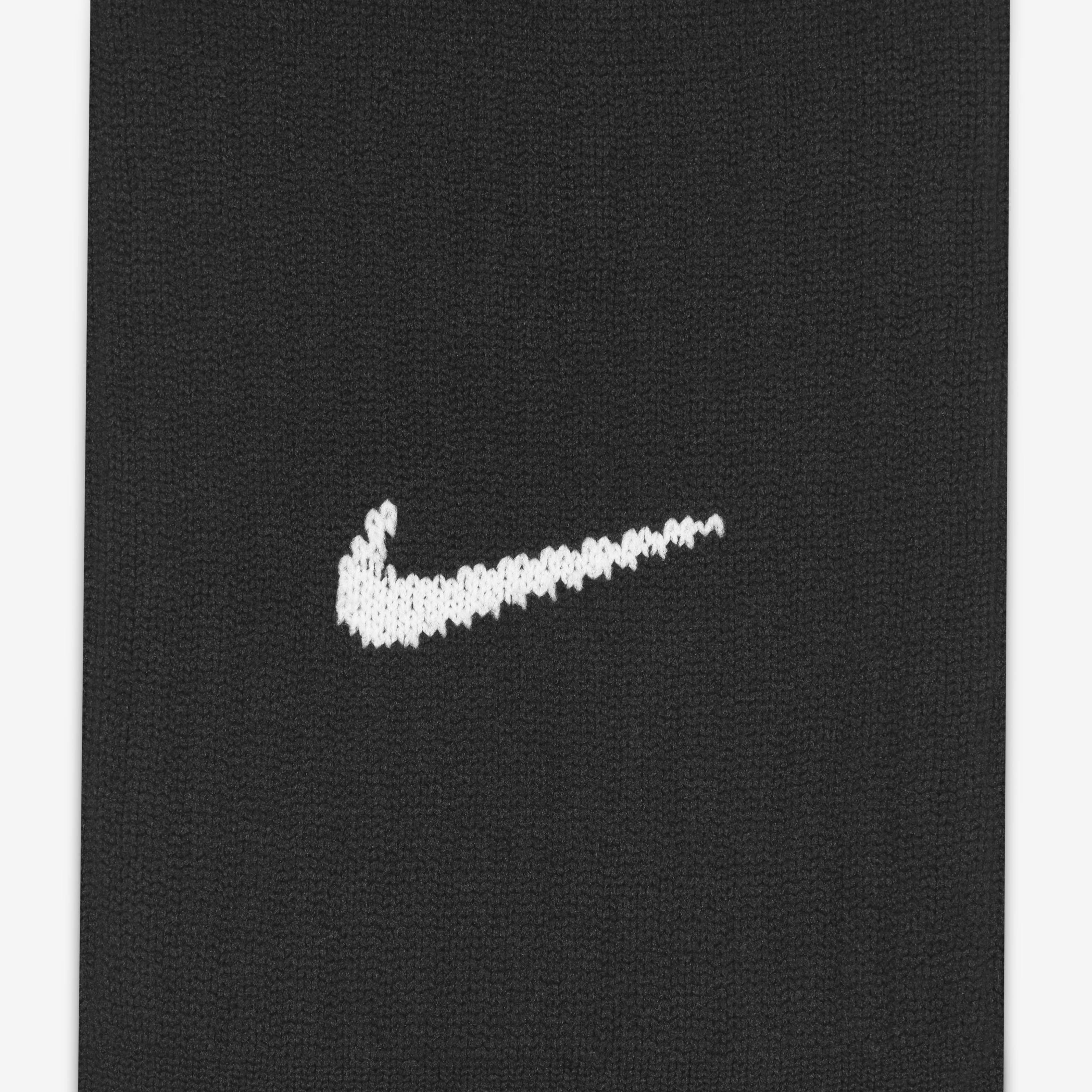 Nike classic 11 socks deals