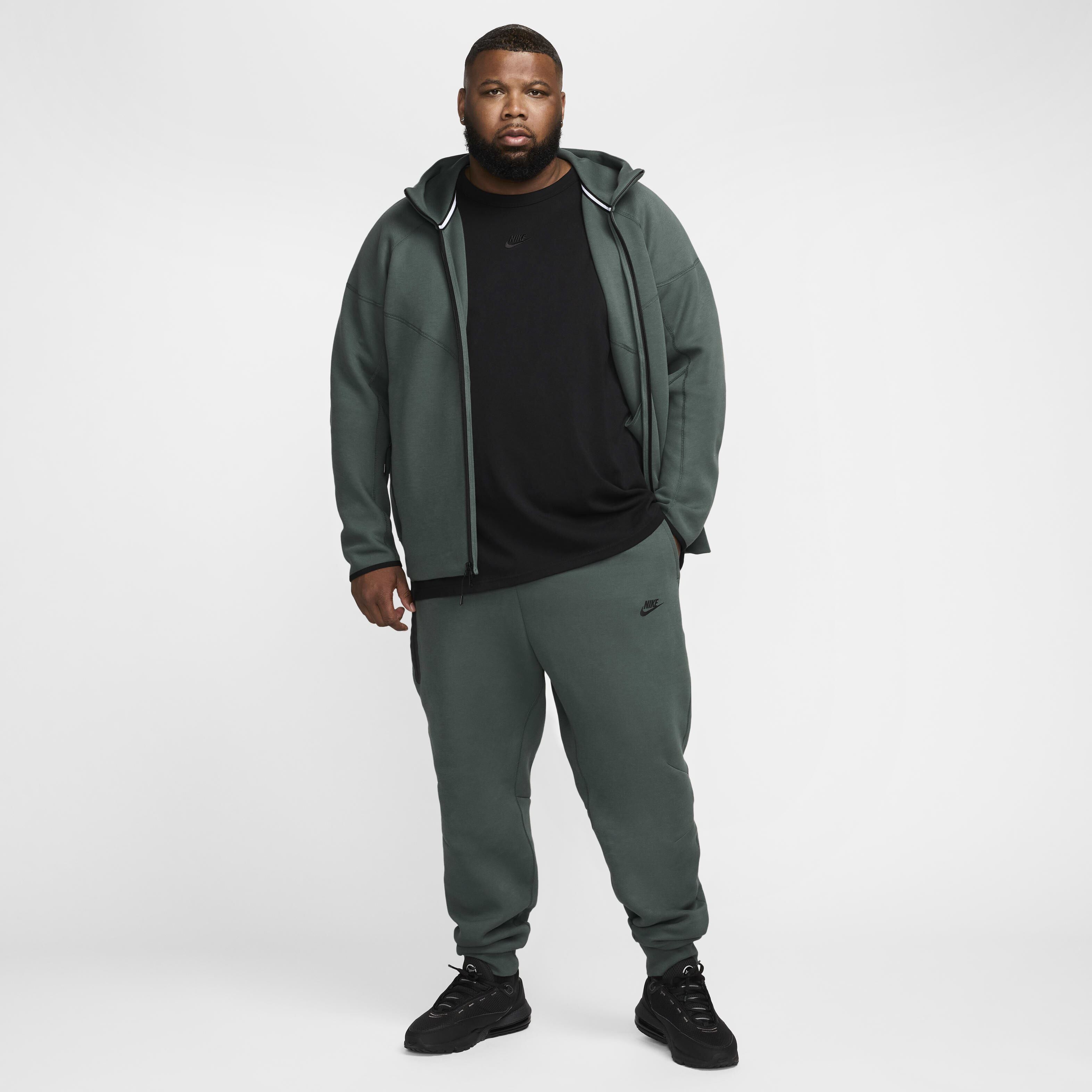 Buy Nike Sportswear Tech Fleece Men s Joggers Nike Kuwait Official