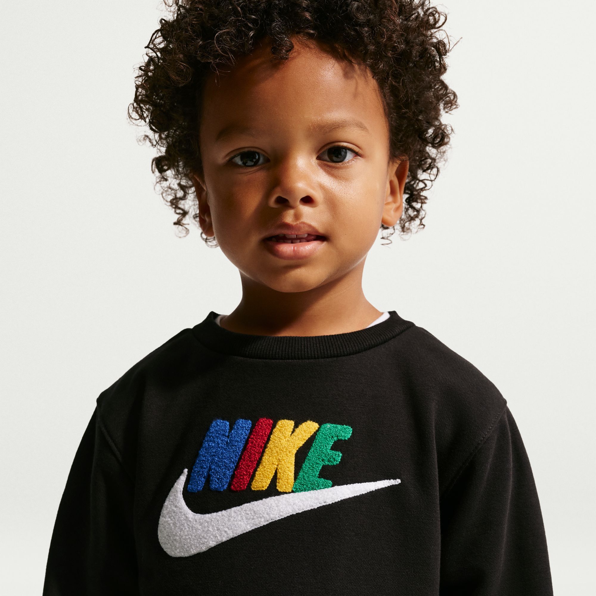 Nike image number 2