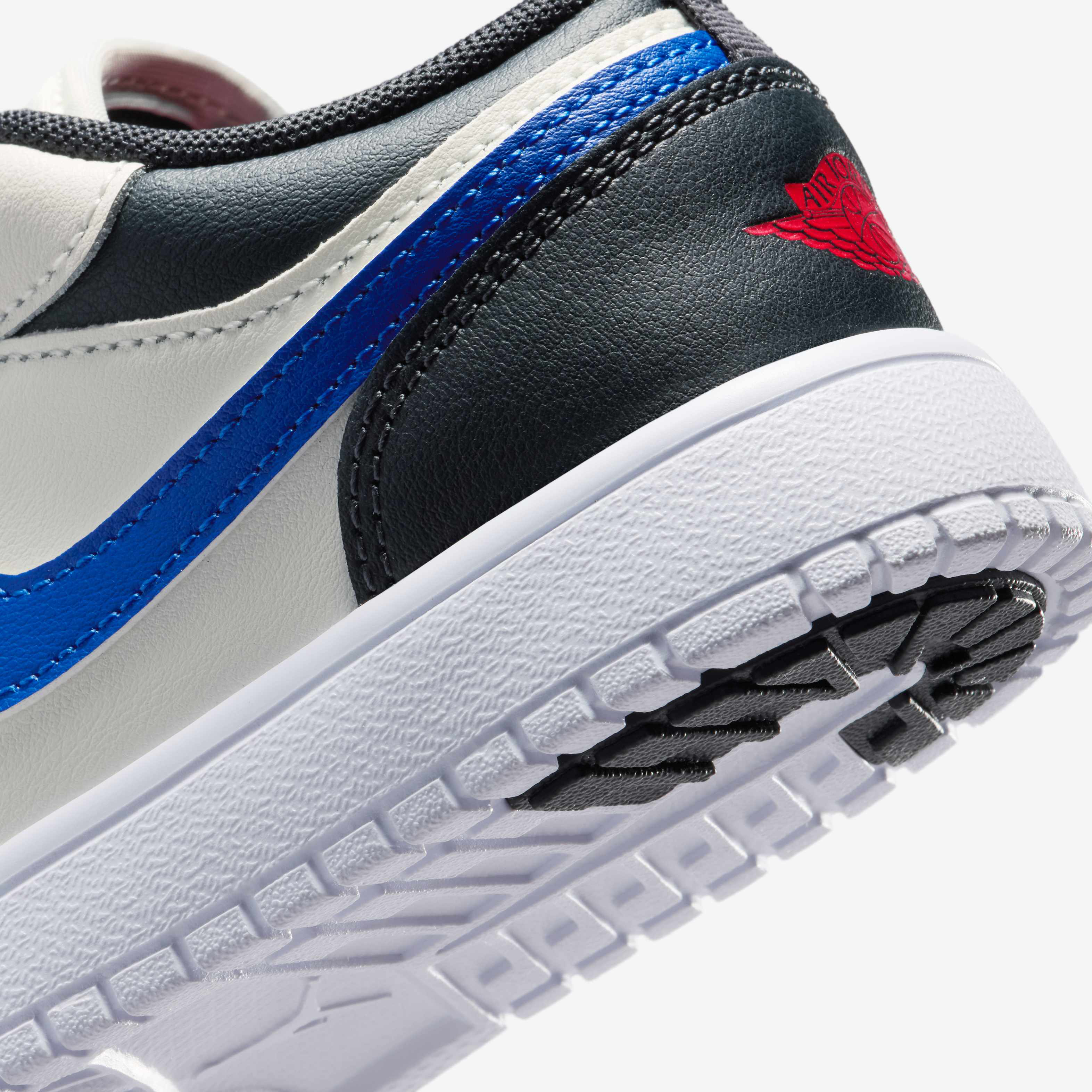 جوردن 1 لو الت image number 7