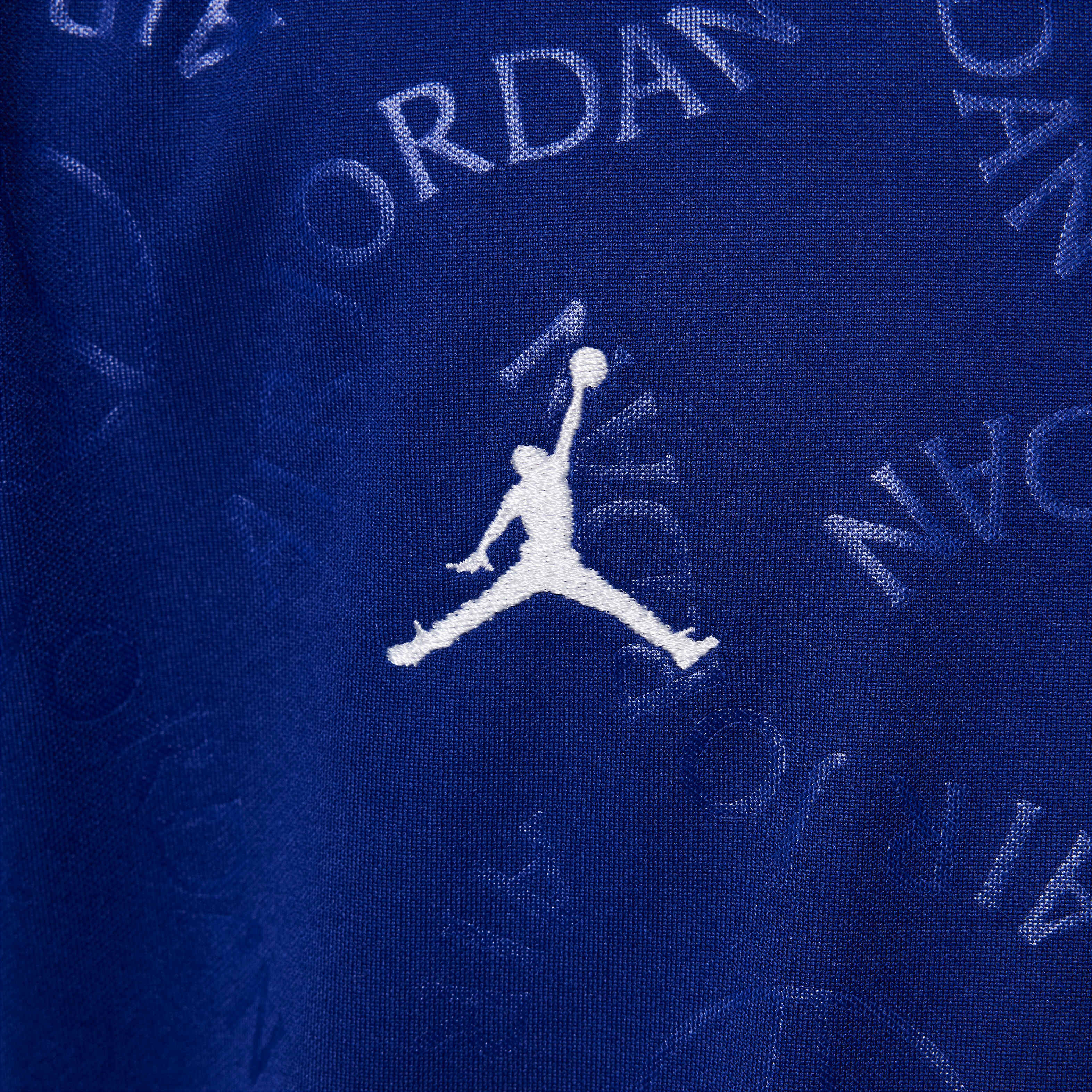 Paris Saint-Germain Academy Pro Fourth image number 3