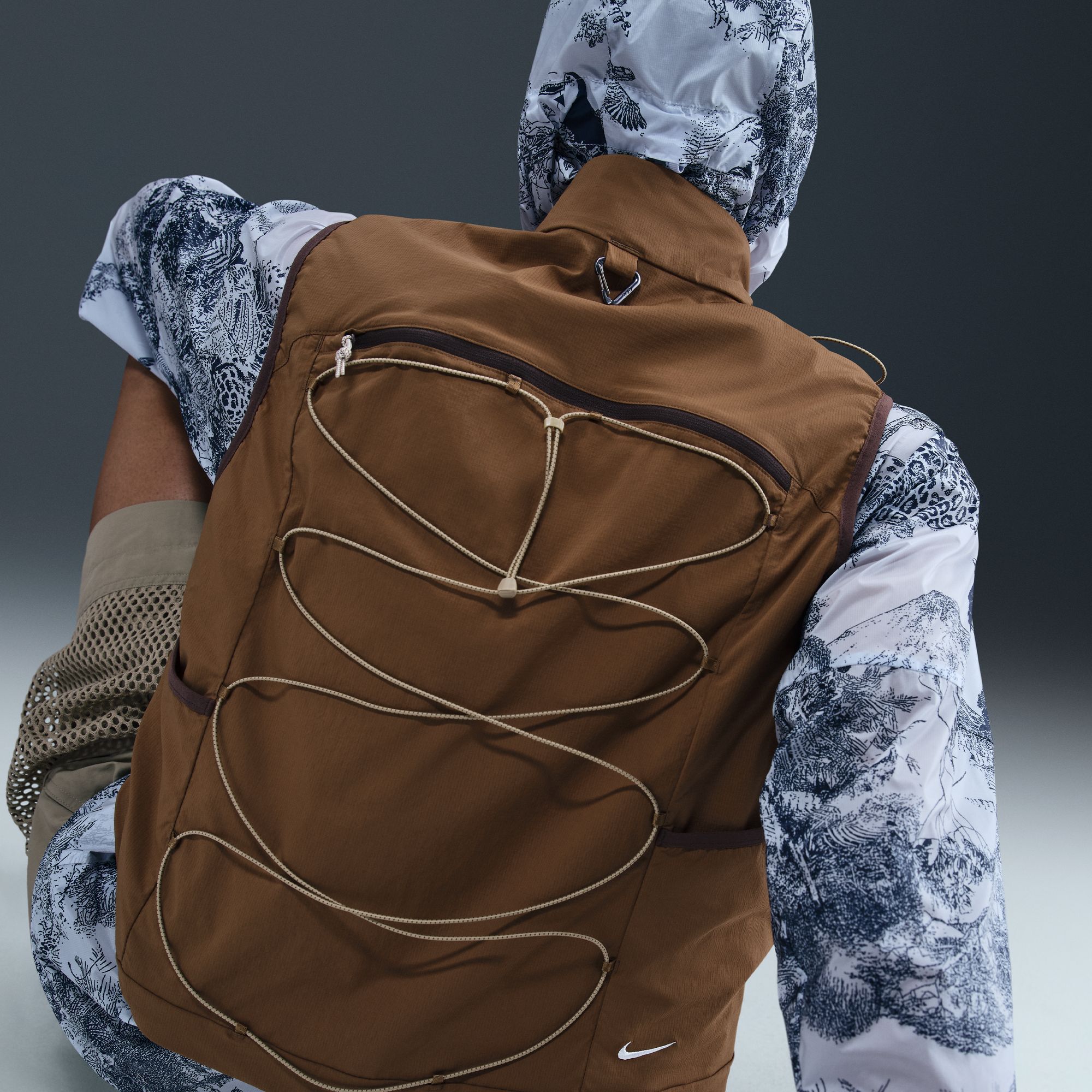 Nike ACG "Death Bloom" image number 9