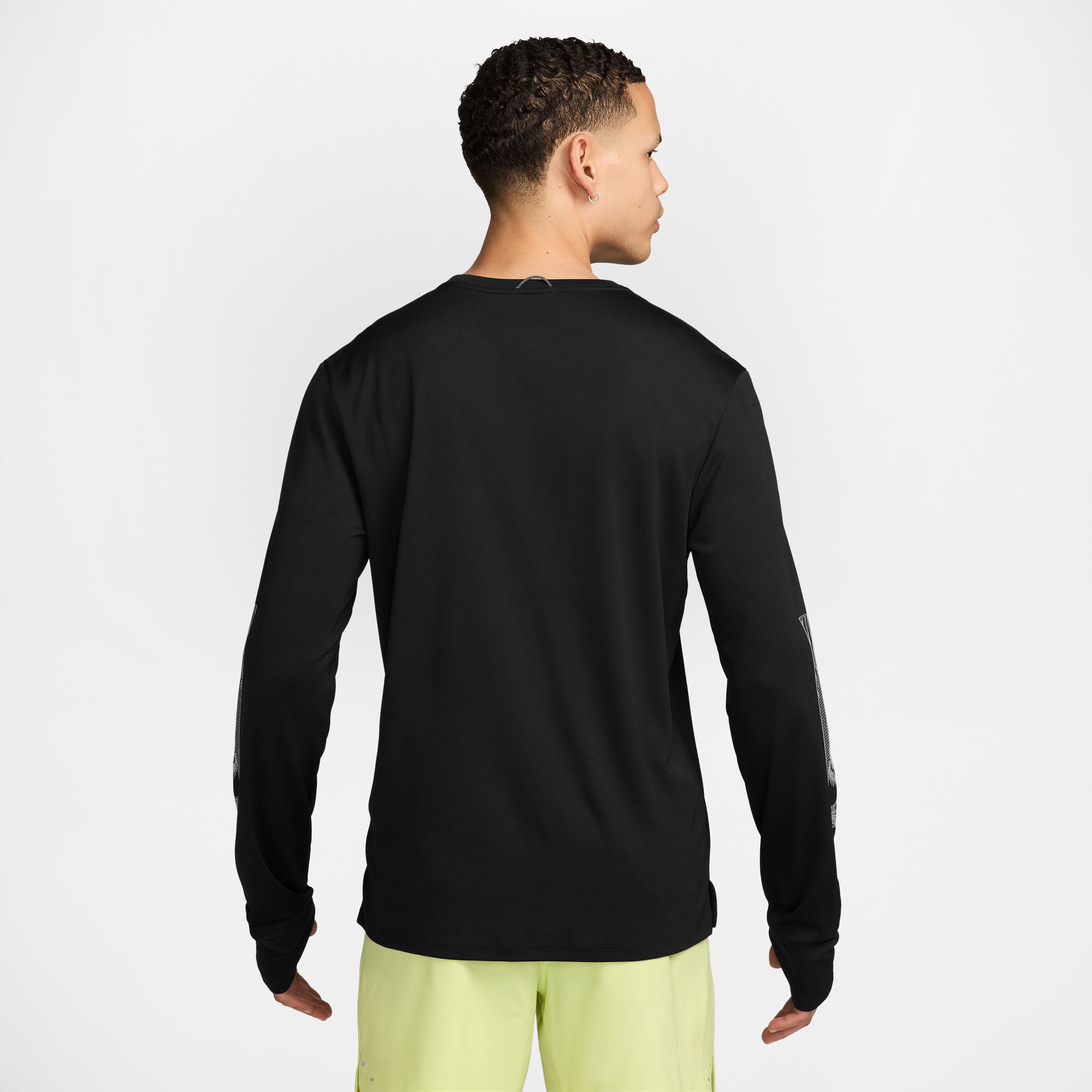Nike Miler image number 1
