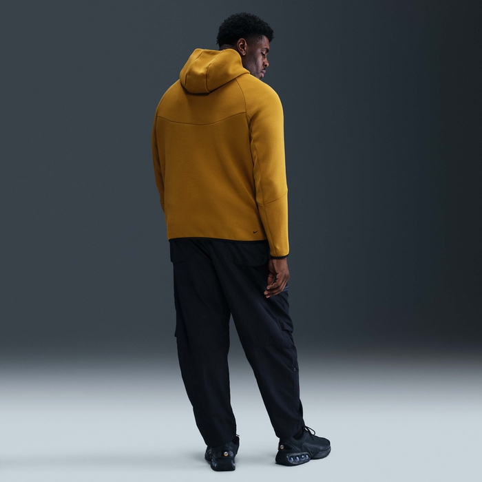 Nike Tech image number 9 Nike Tech image number 9