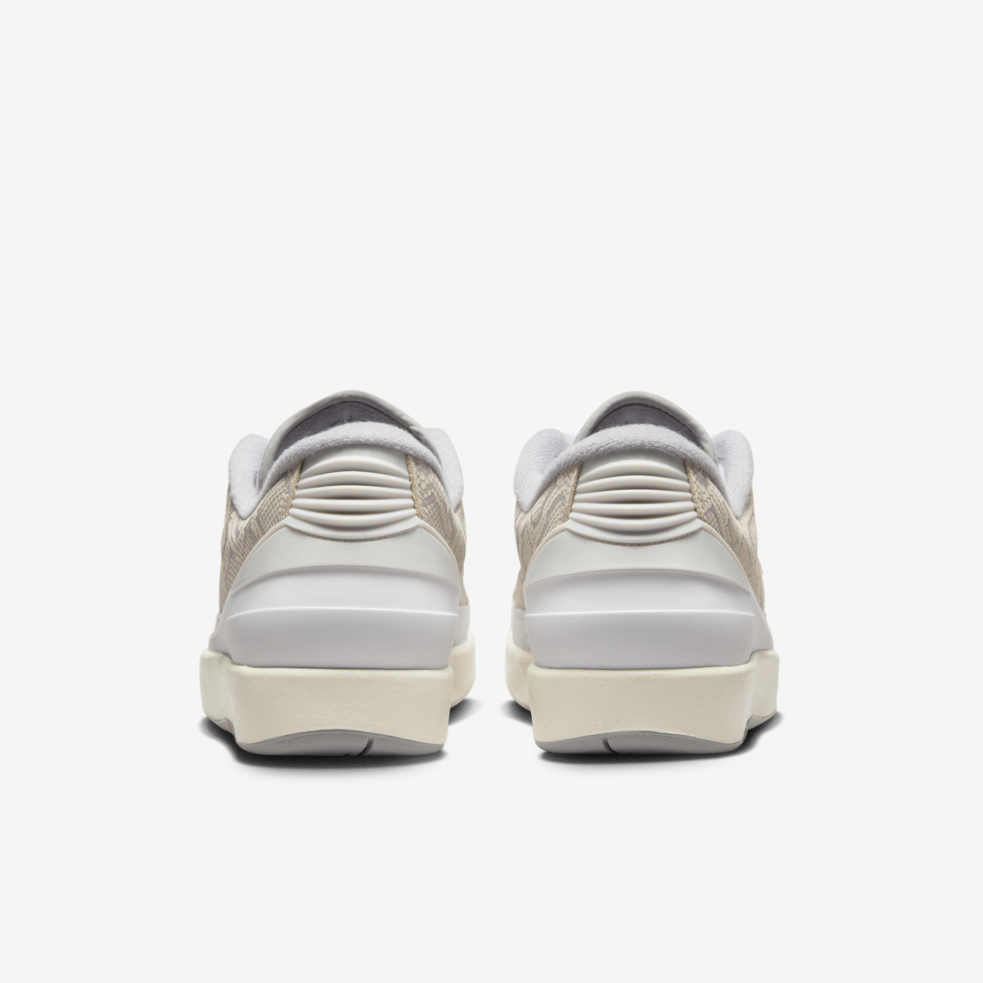 اير جوردن 2 لو image number 5