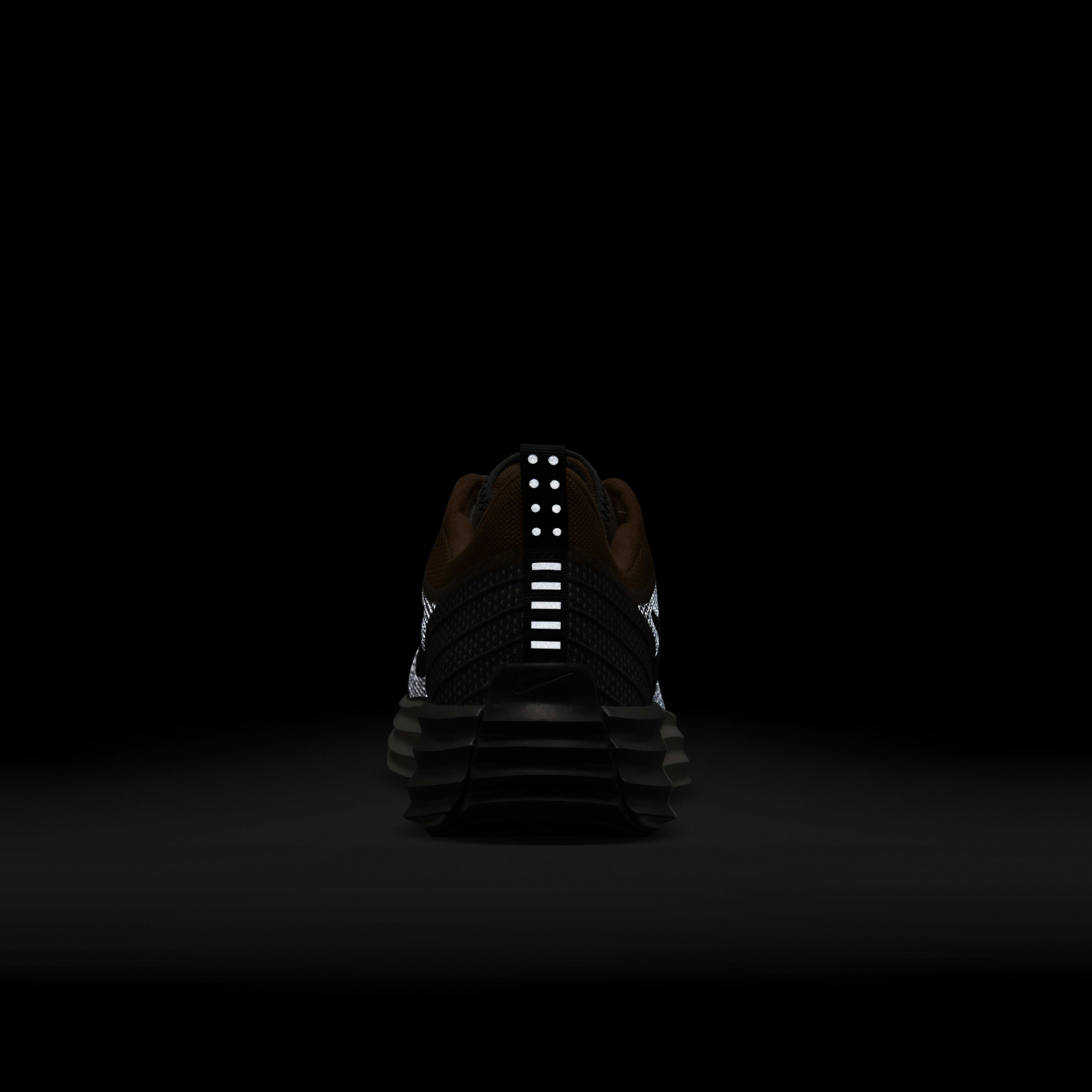 نايكي لونار روم SE image number 9