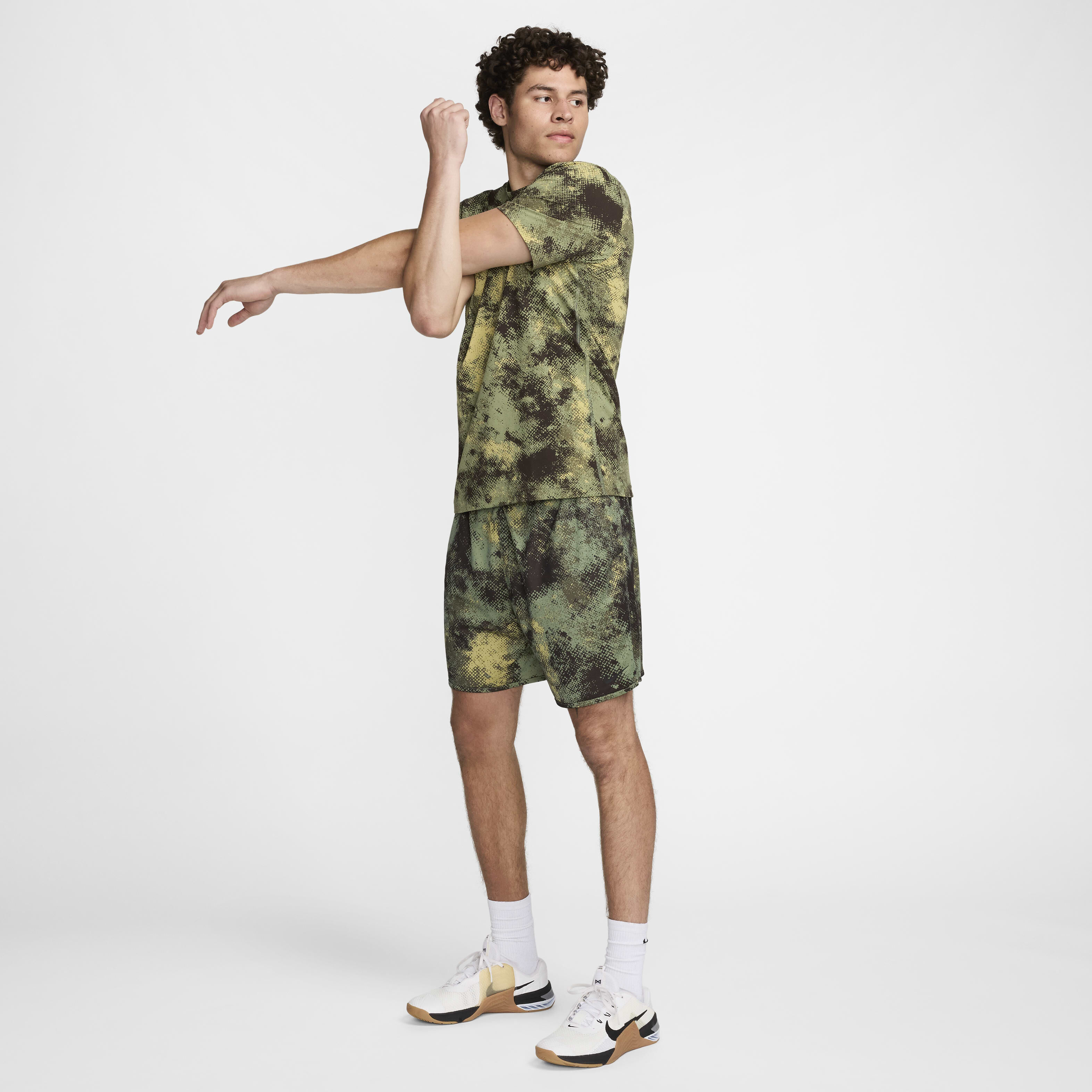 Nike camo shorts and shirt best sale