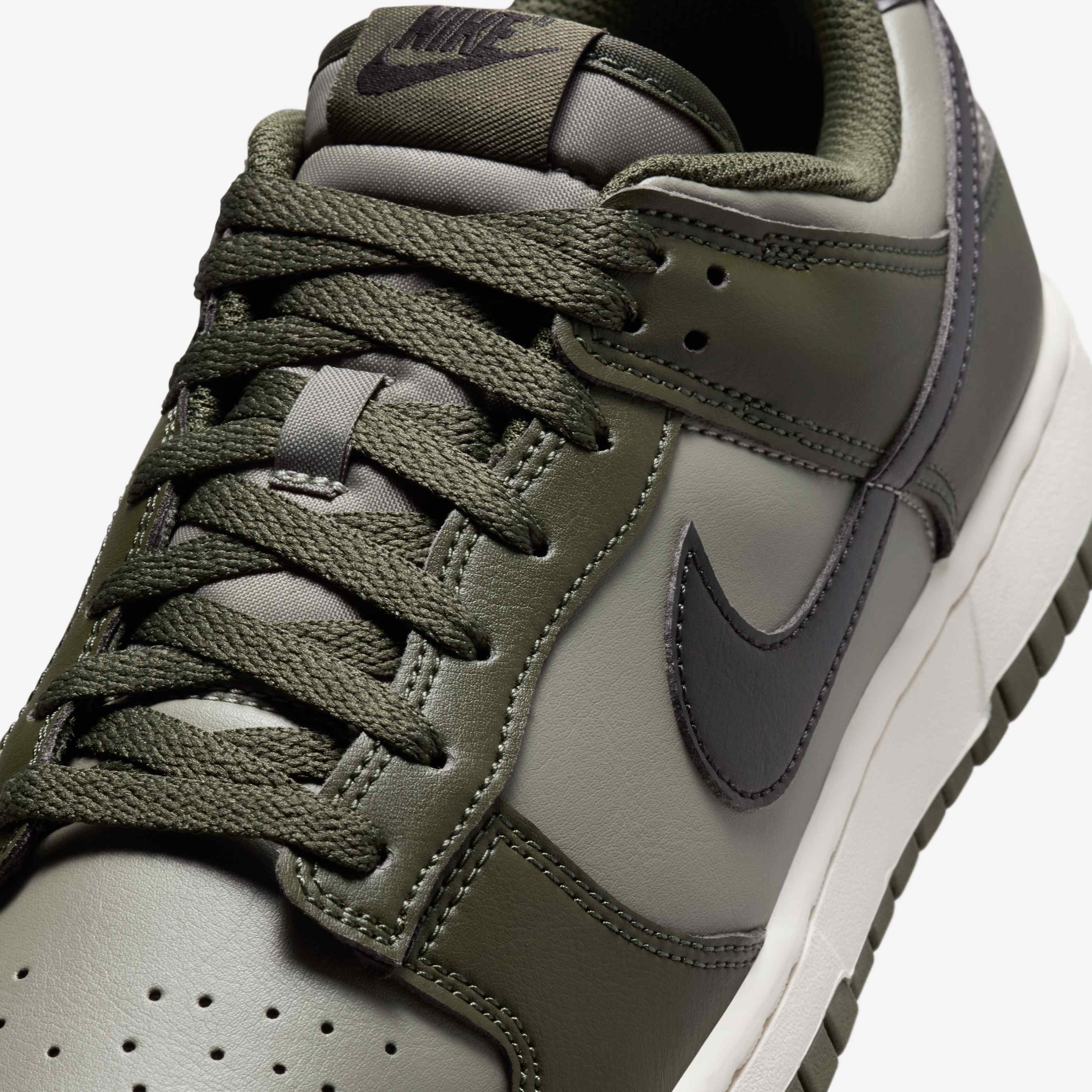 Nike Dunk Low Retro image number 6