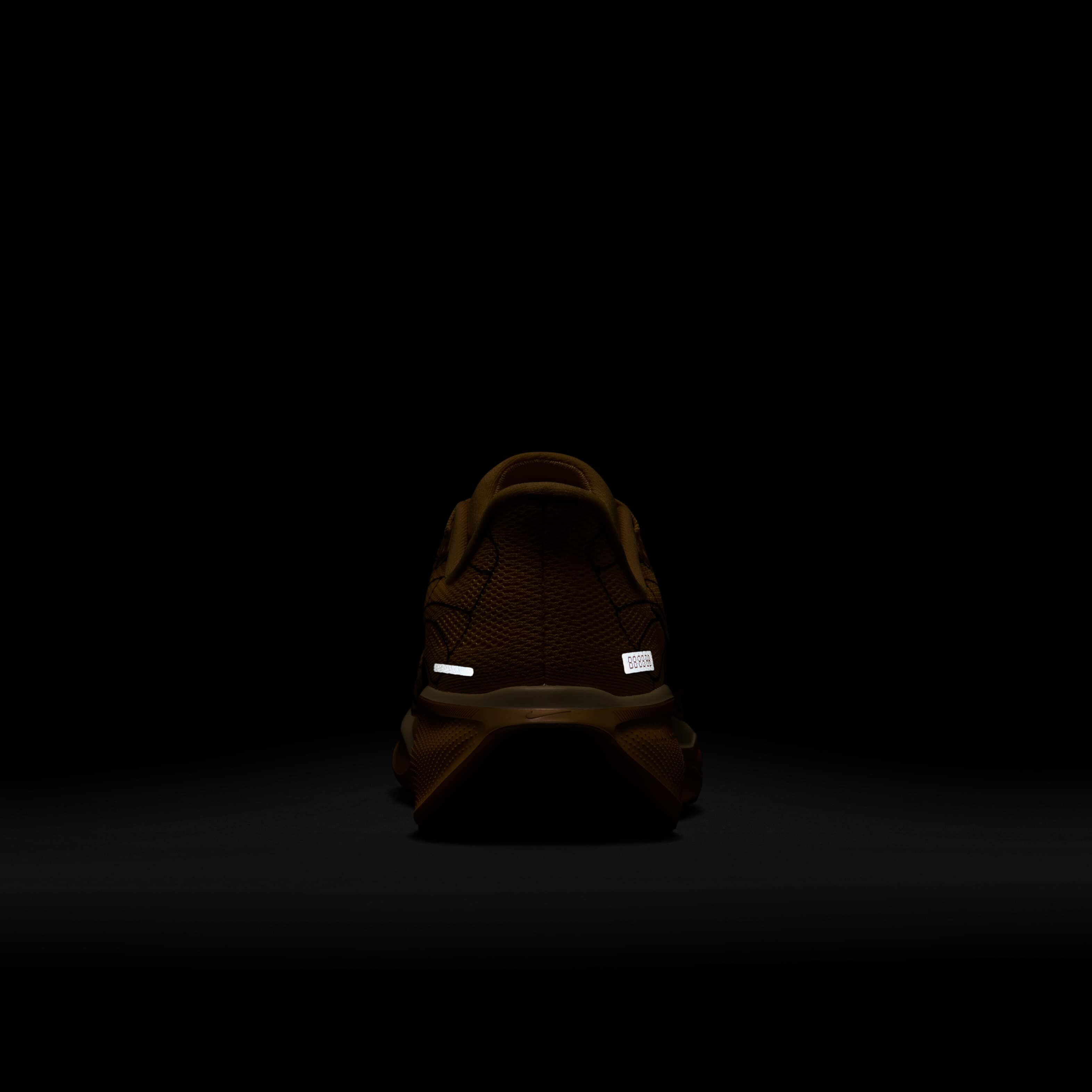 نايكي بيجاسوس 41 LV8 image number 9