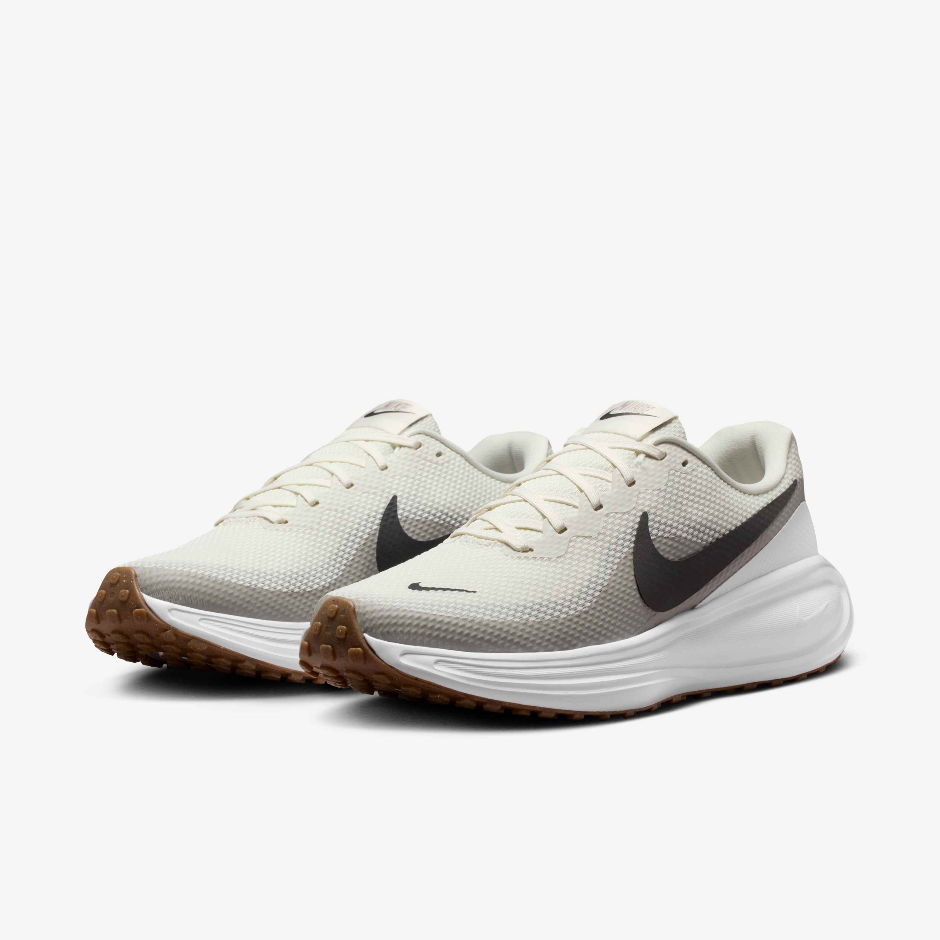 Nike Revolution 8 image number 4