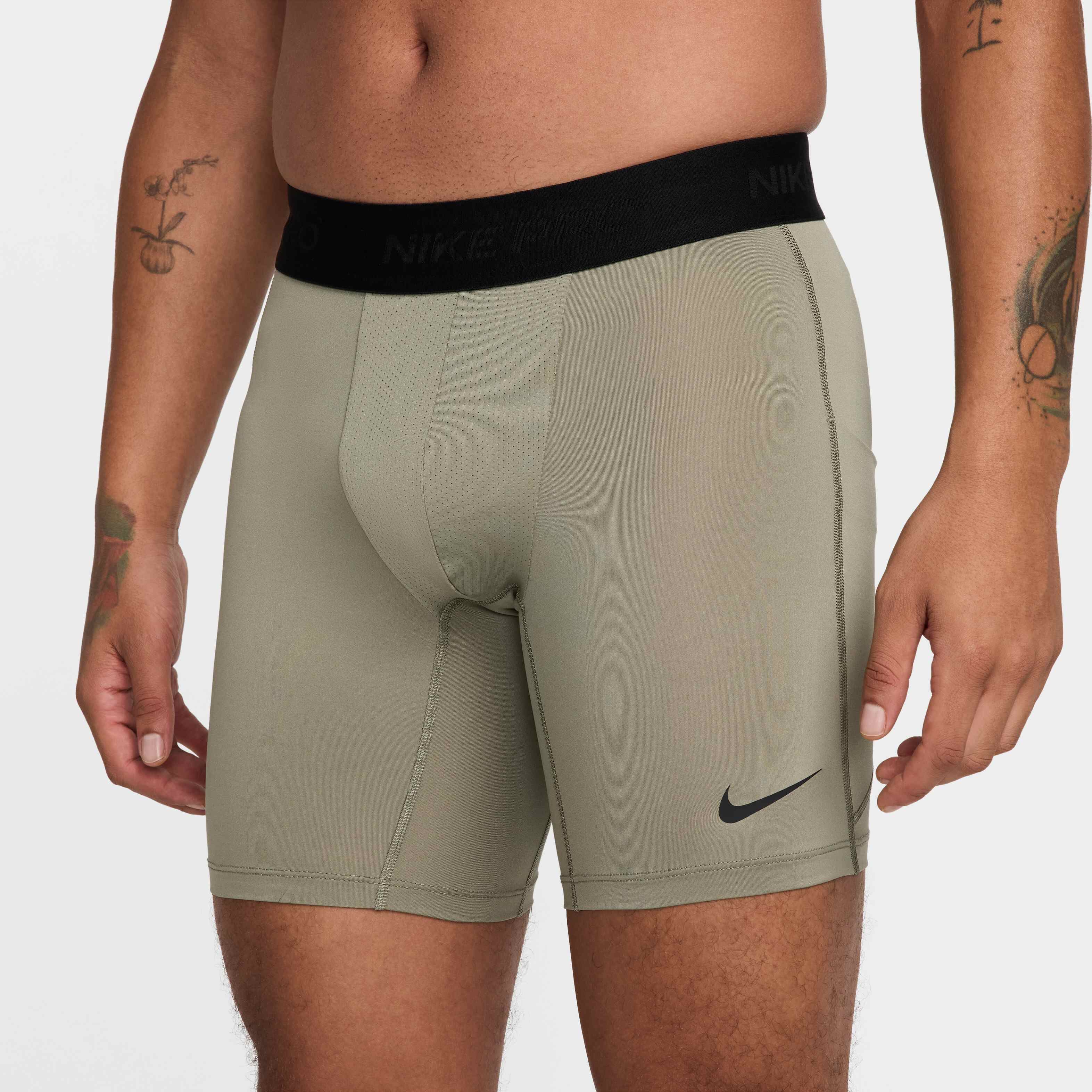 Nike Pro image number 1