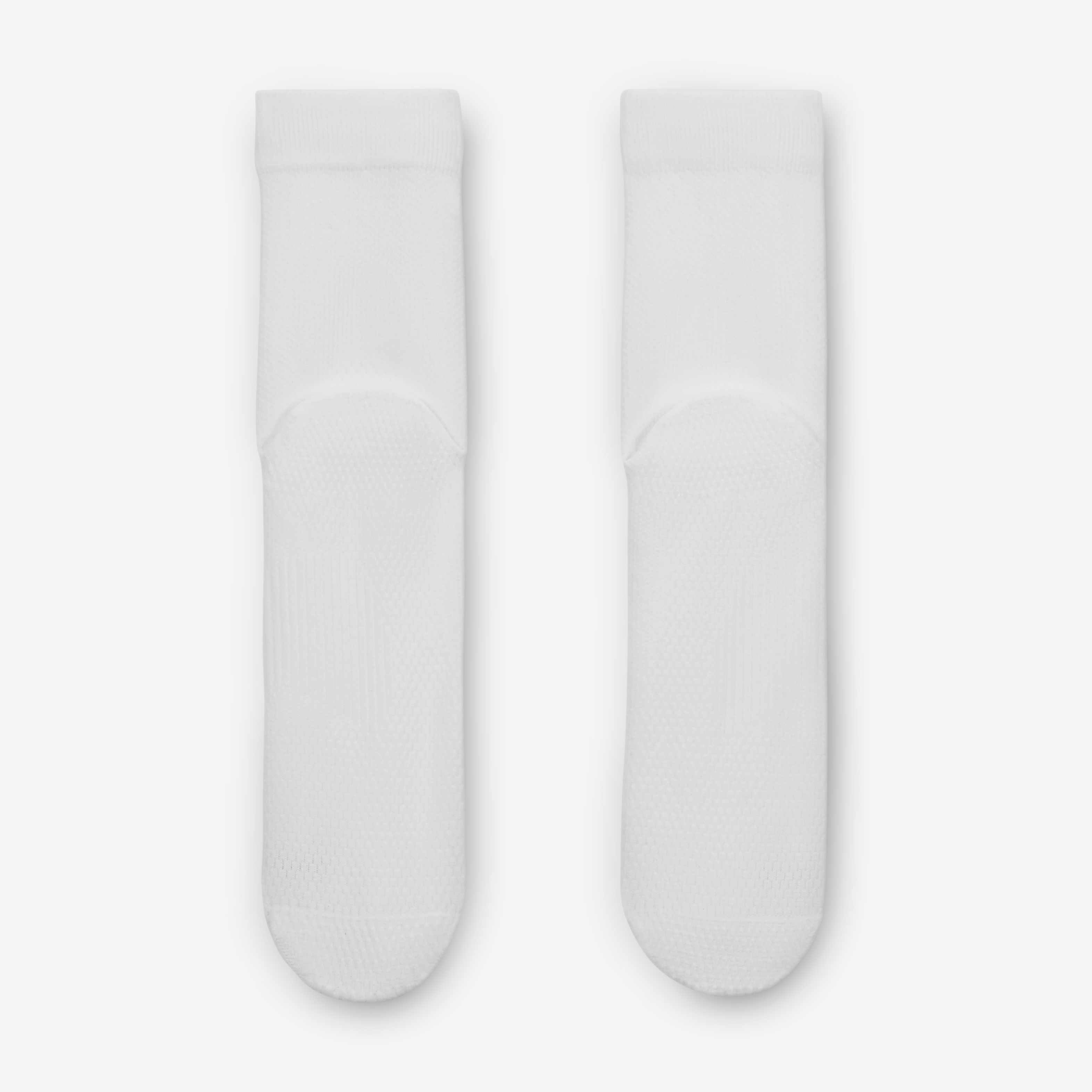 Nike Running Lightweight image number 2