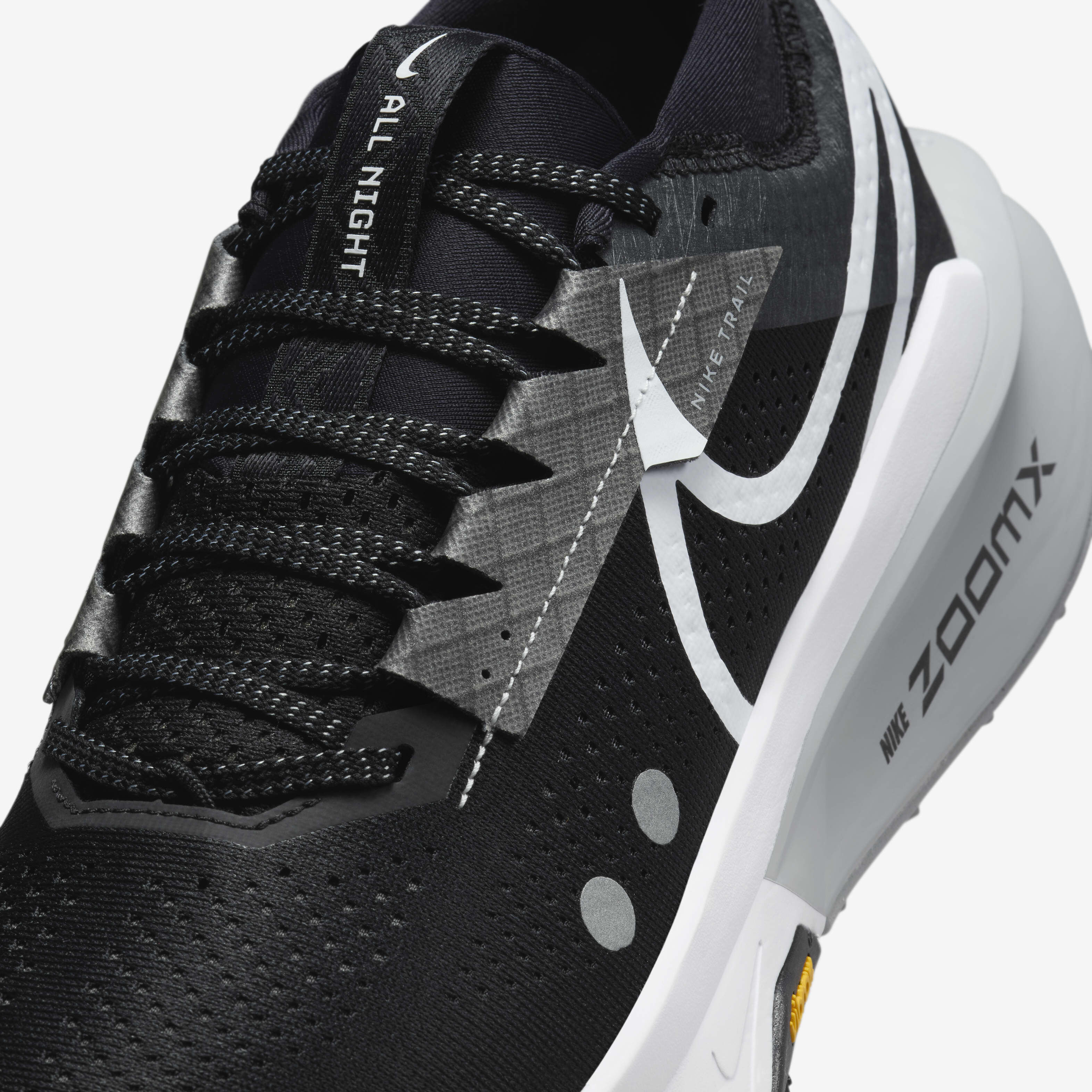 Buy Nike Zegama Trail 2 Men s Trail Running Shoes Nike Kuwait Official