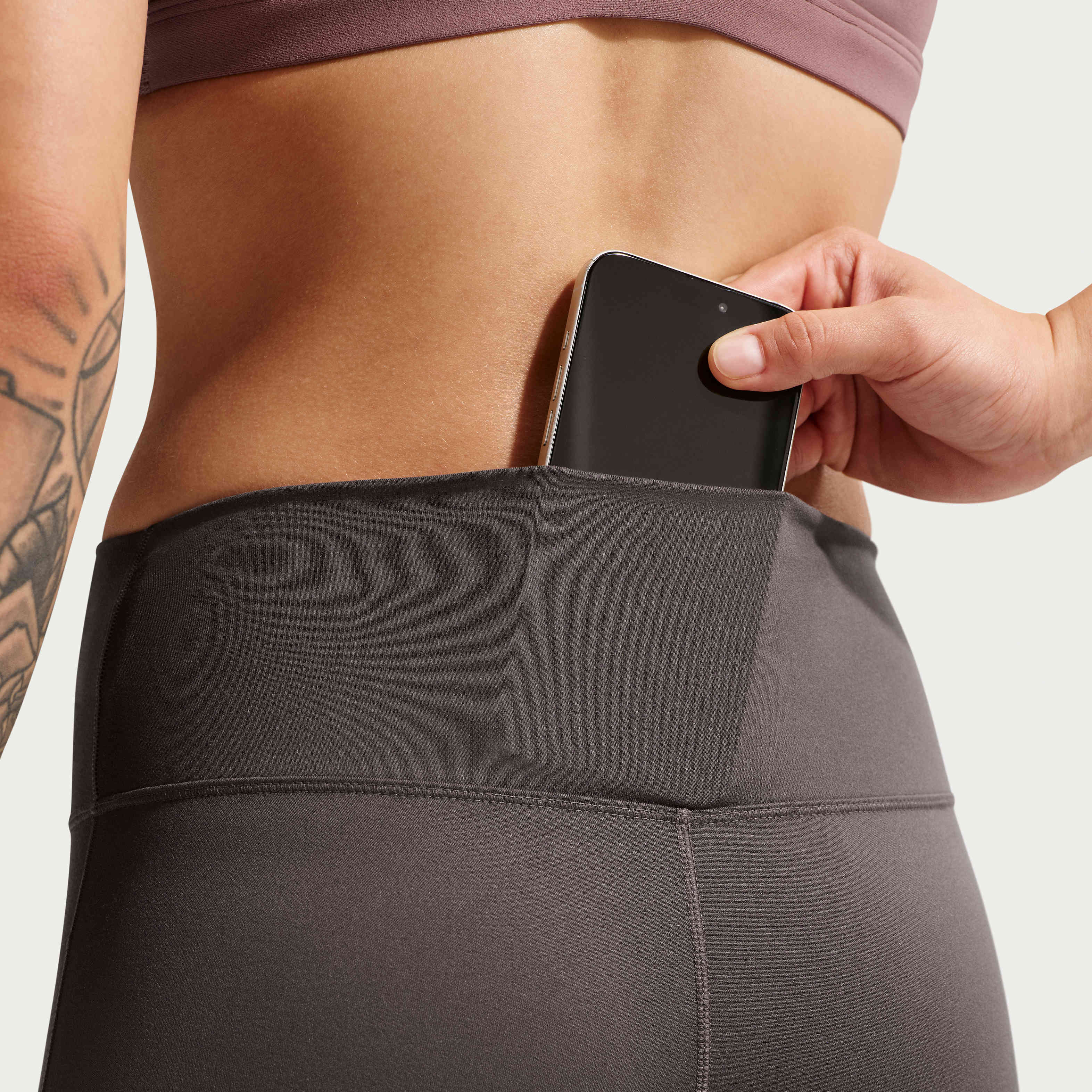 نايكي ون سيملس فرونت image number 5