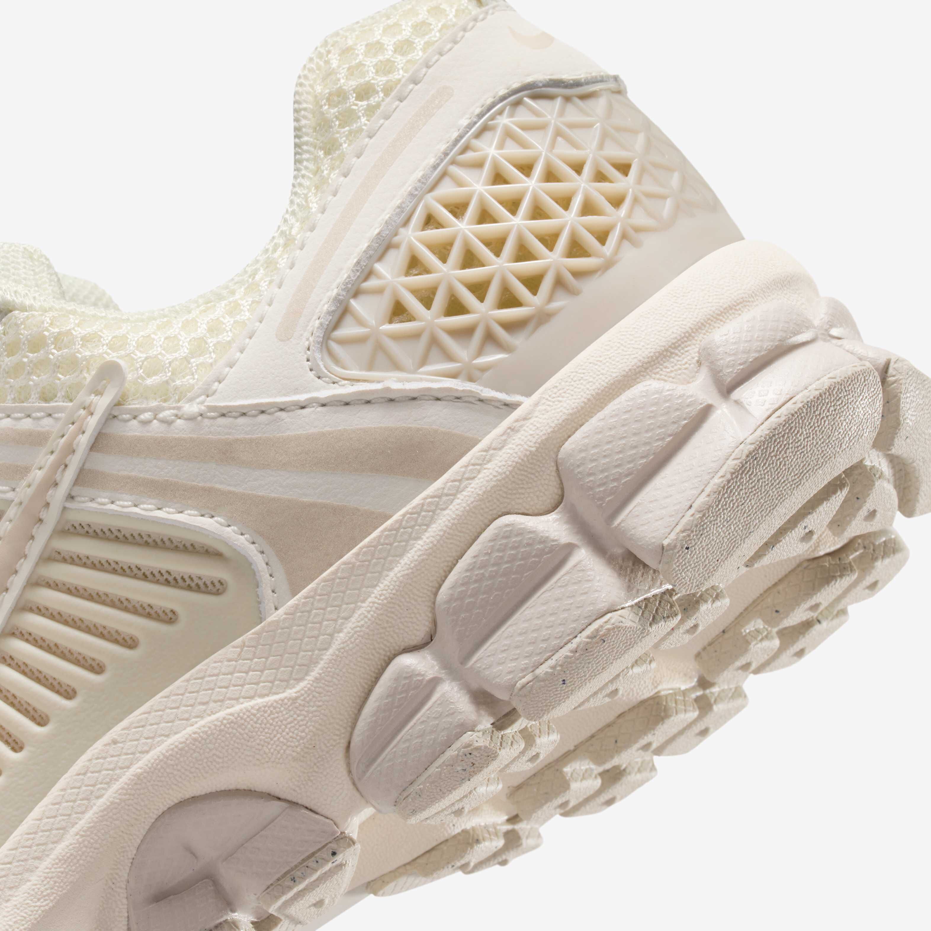 نايكي فوميرو 5 image number 7