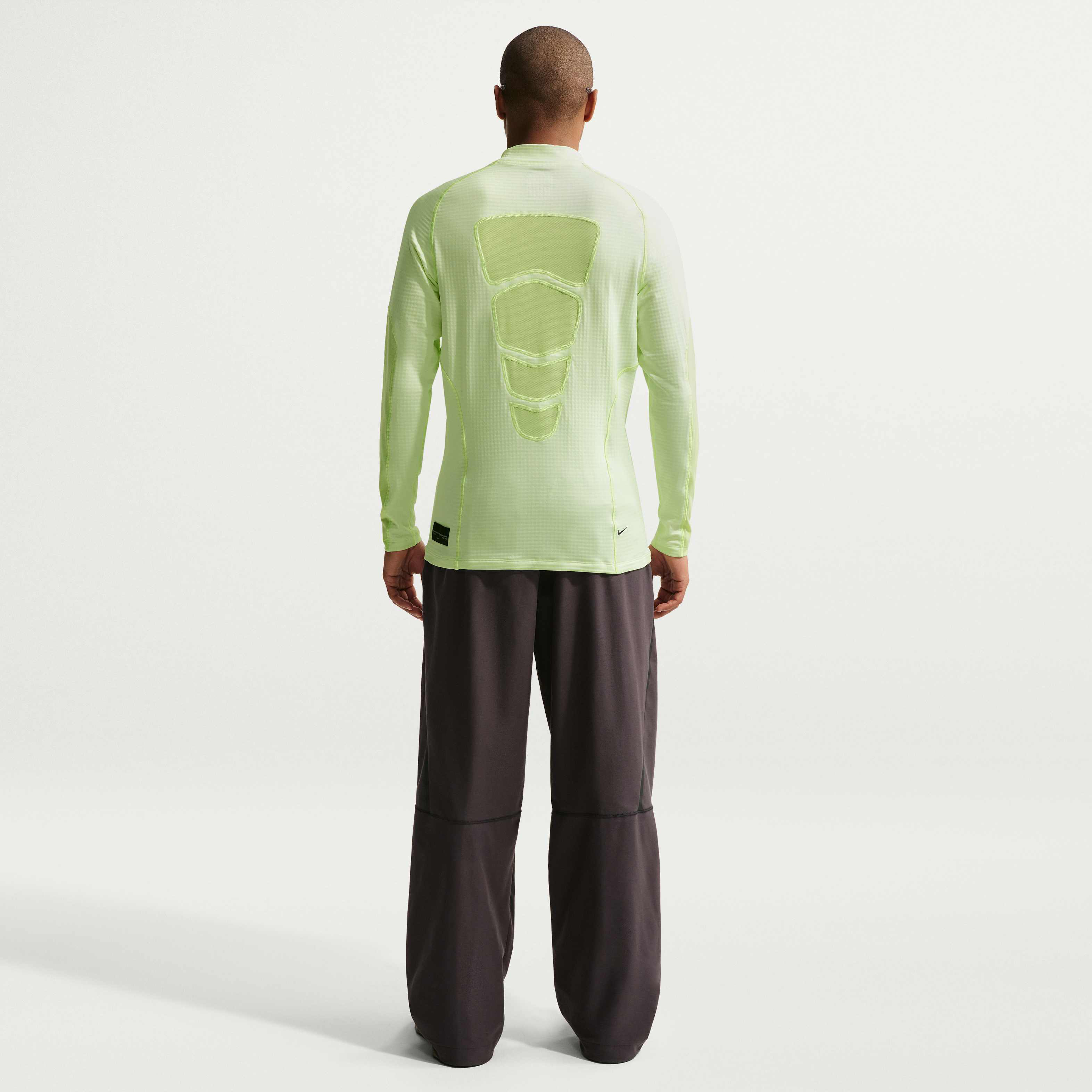 نايكي تك image number 4