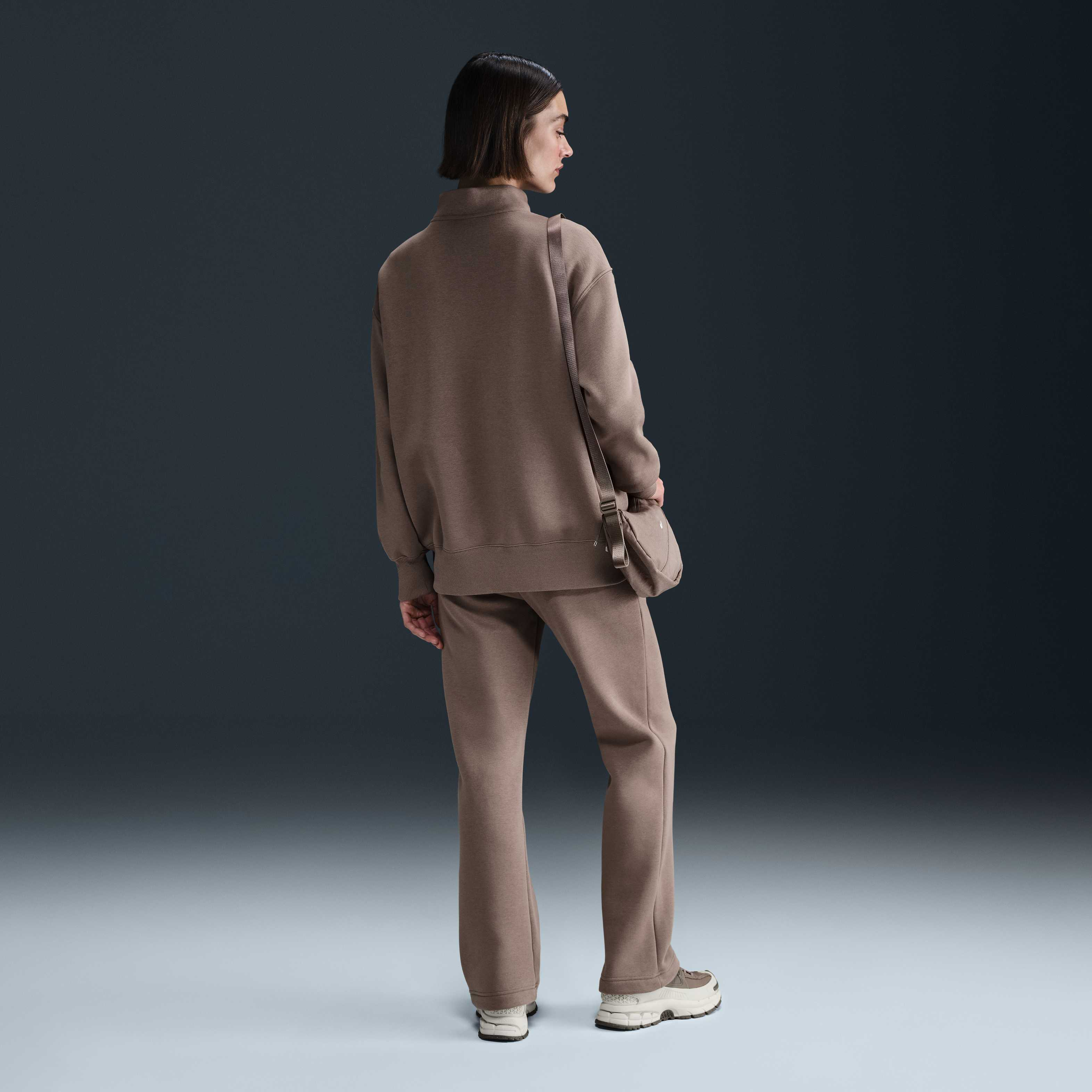 نايكي سبورتسوير فينيكس فليس image number 4