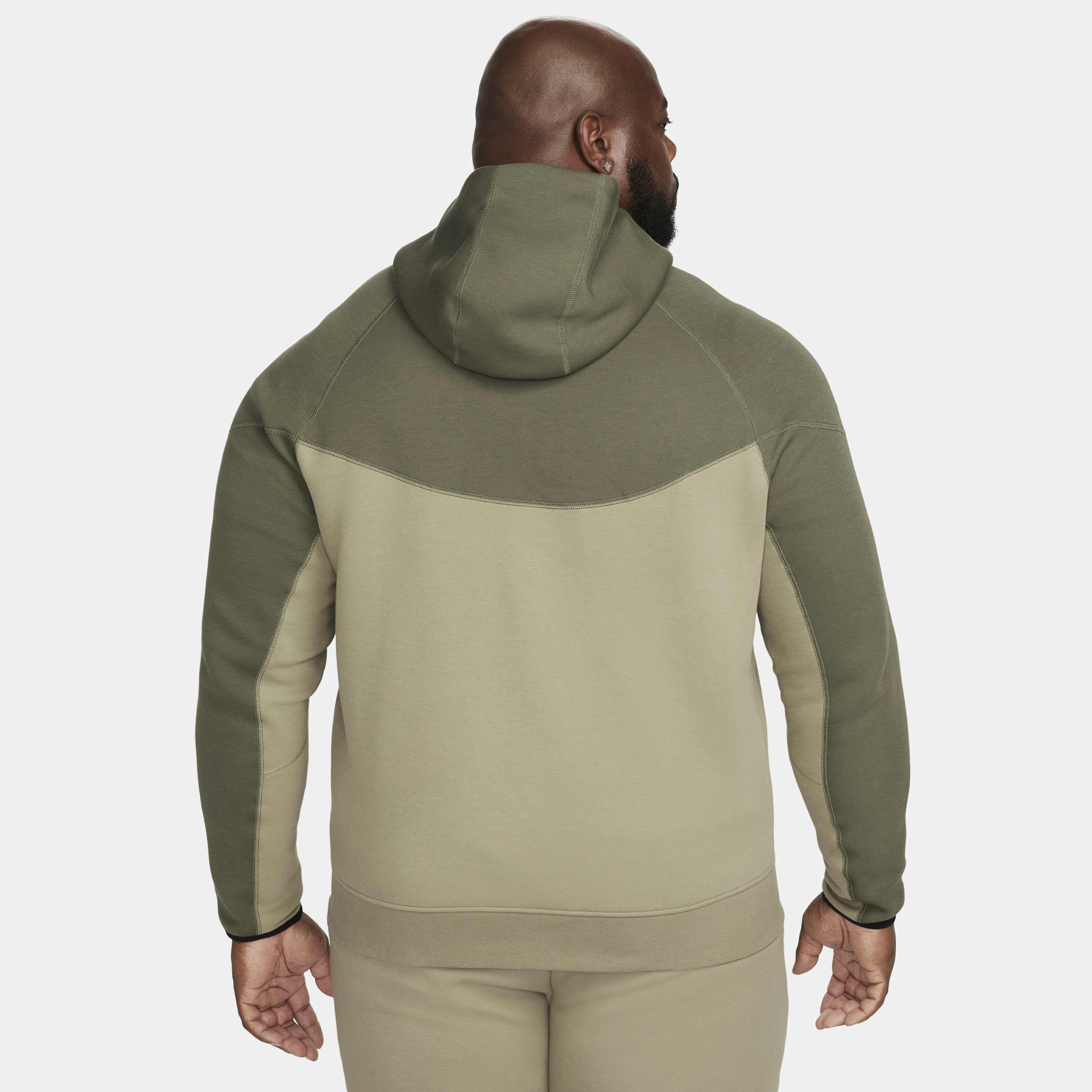 نايكي سبورتسوير تك فليس ويندرانر image number 12