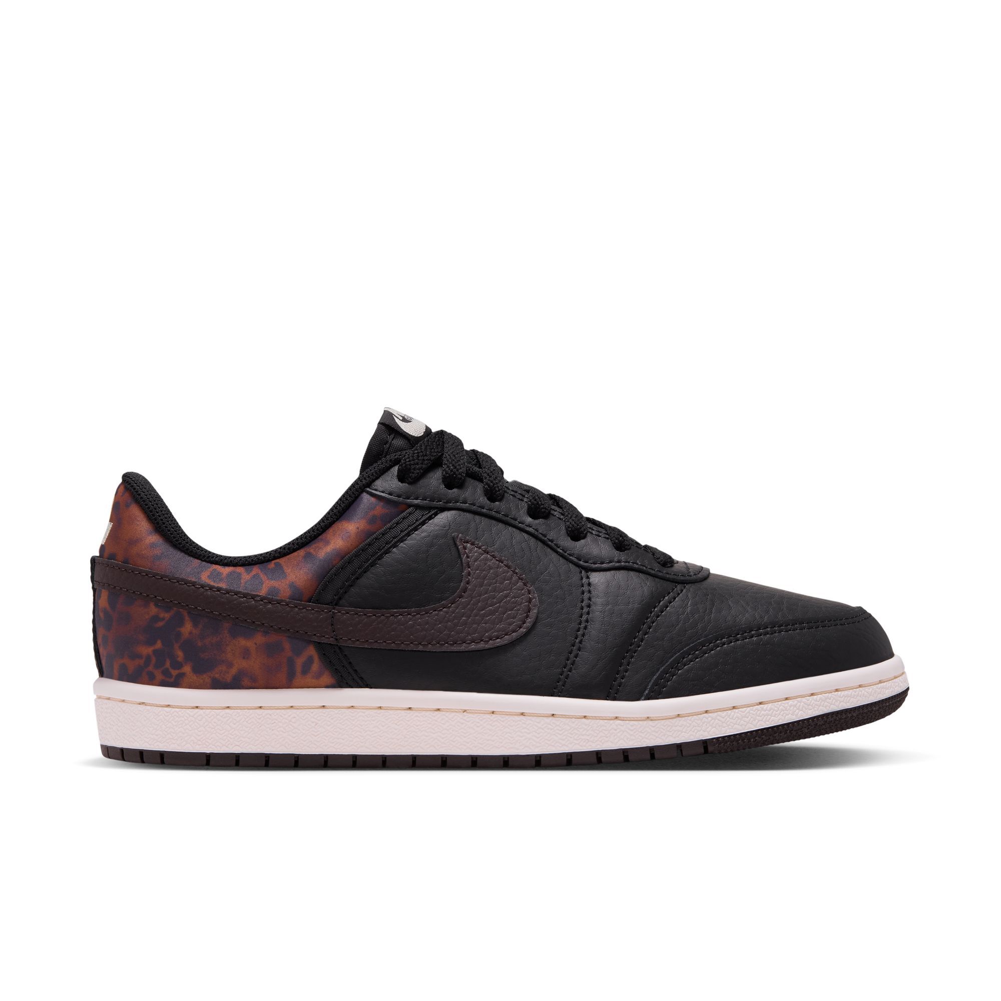 Air Jordan Skyline Low image number 5