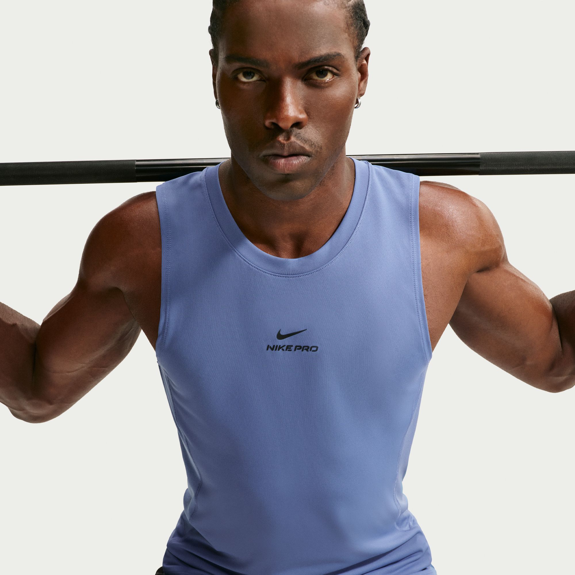 Nike Pro image number 4