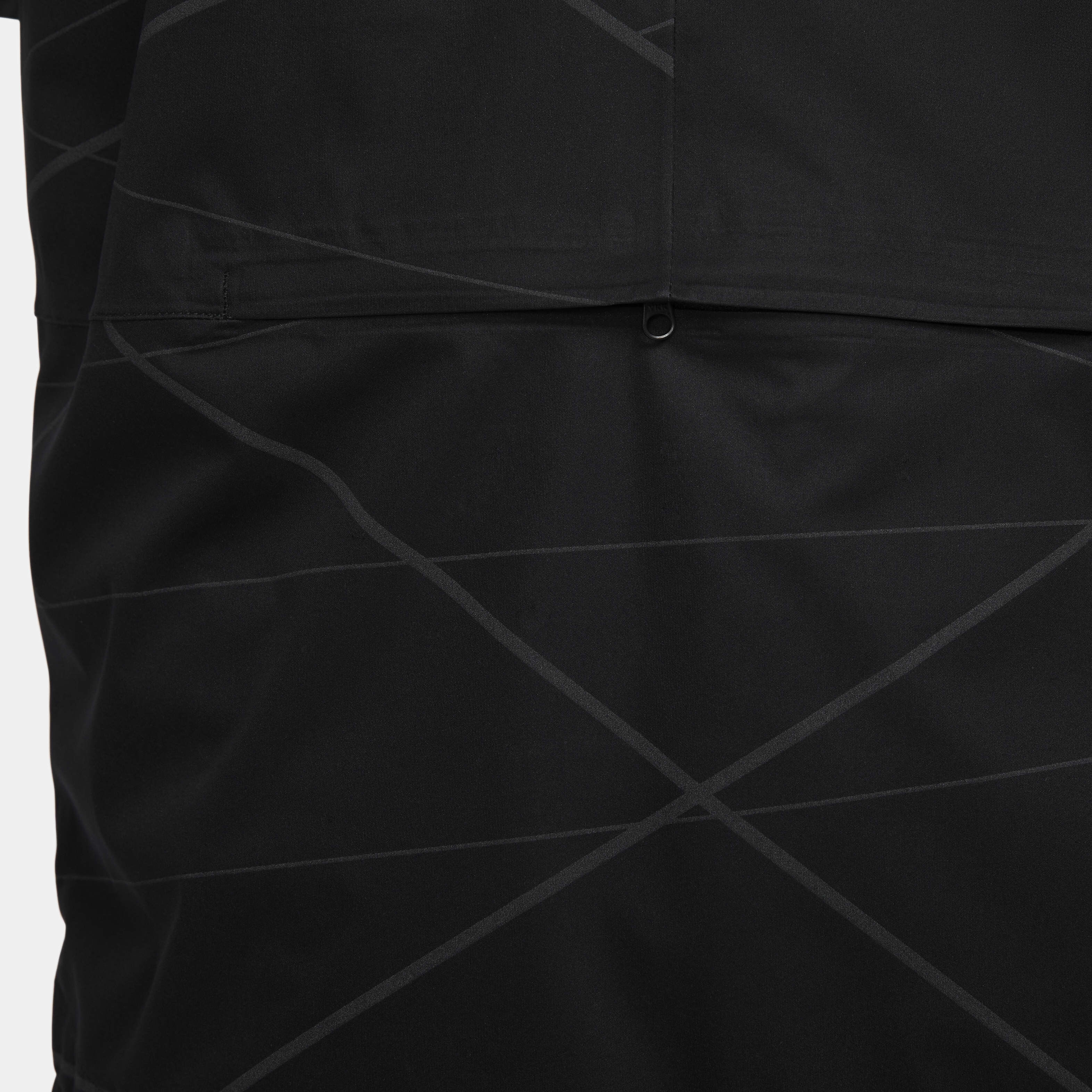 Nike Storm-FIT Run Division image number 10