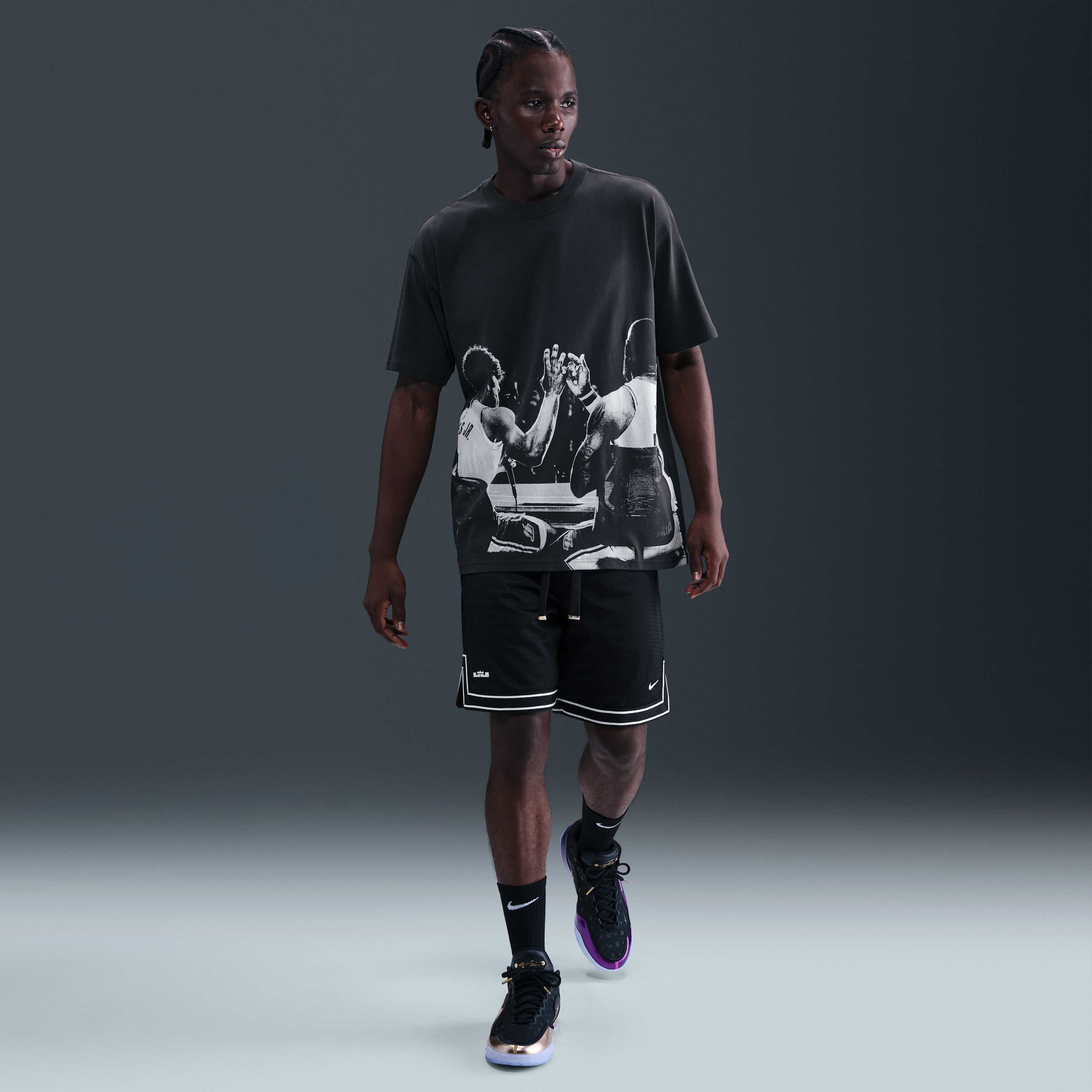 LeBron 'Chosen One' image number 3