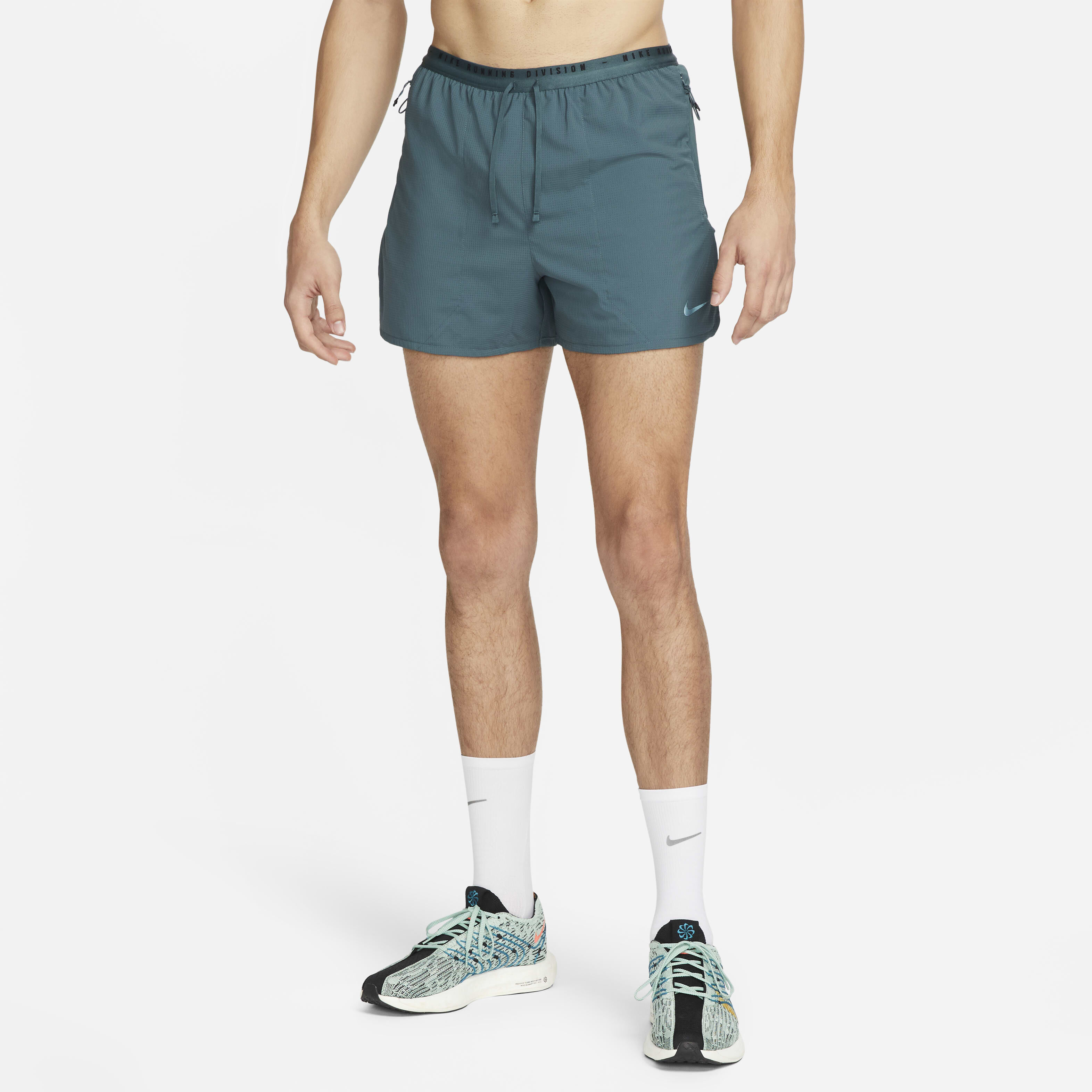 Nike Dri-FIT ADV Run Division image number 0