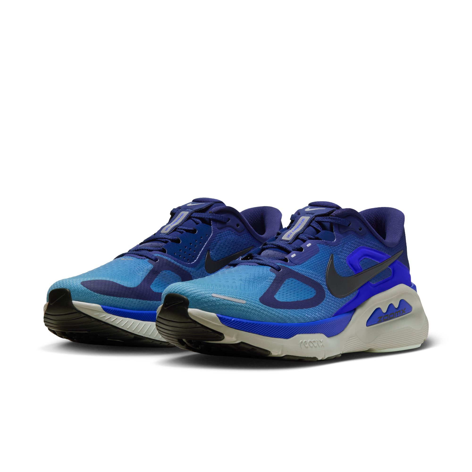 Nike Structure Plus image number 2