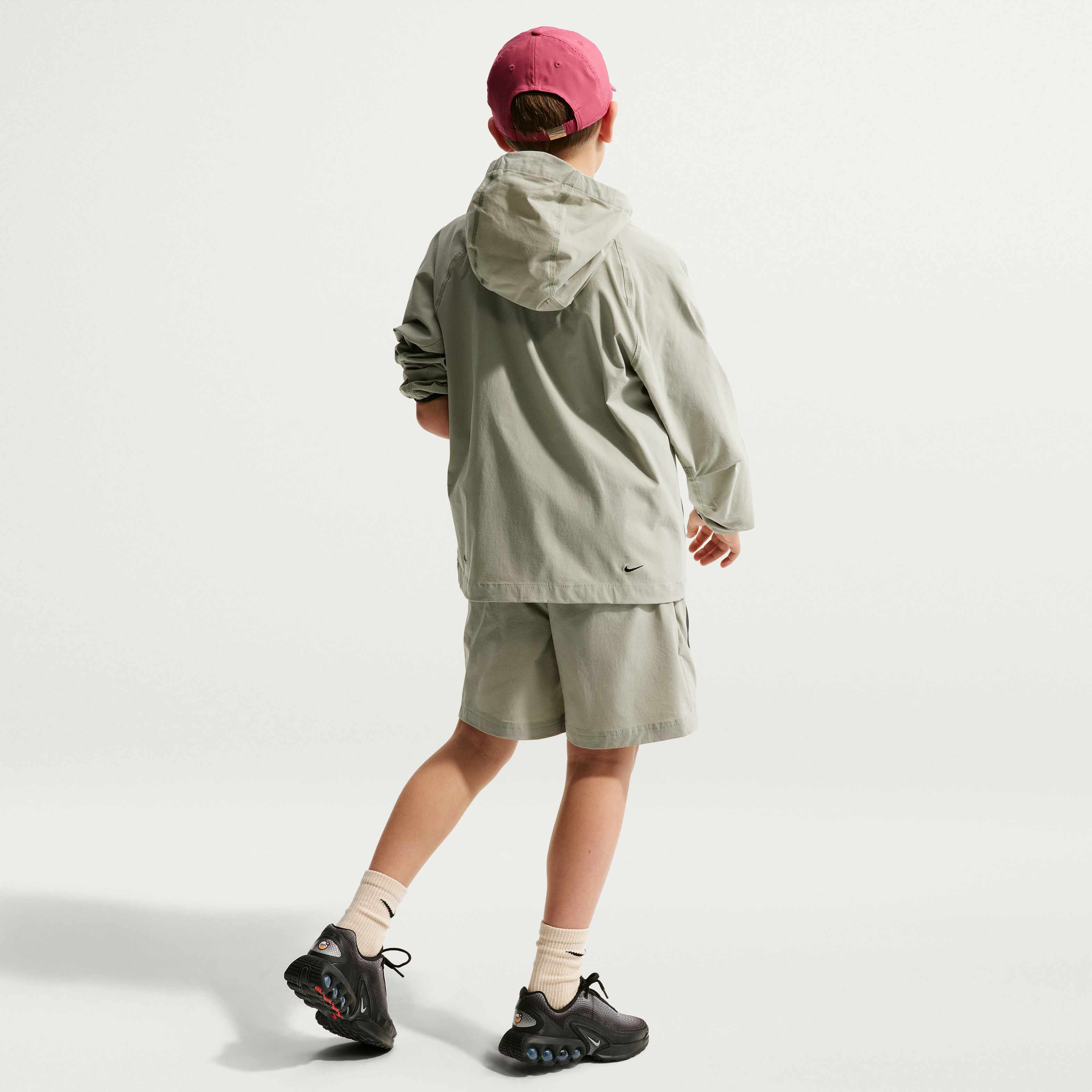 نايكي سبورتسوير تك image number 4