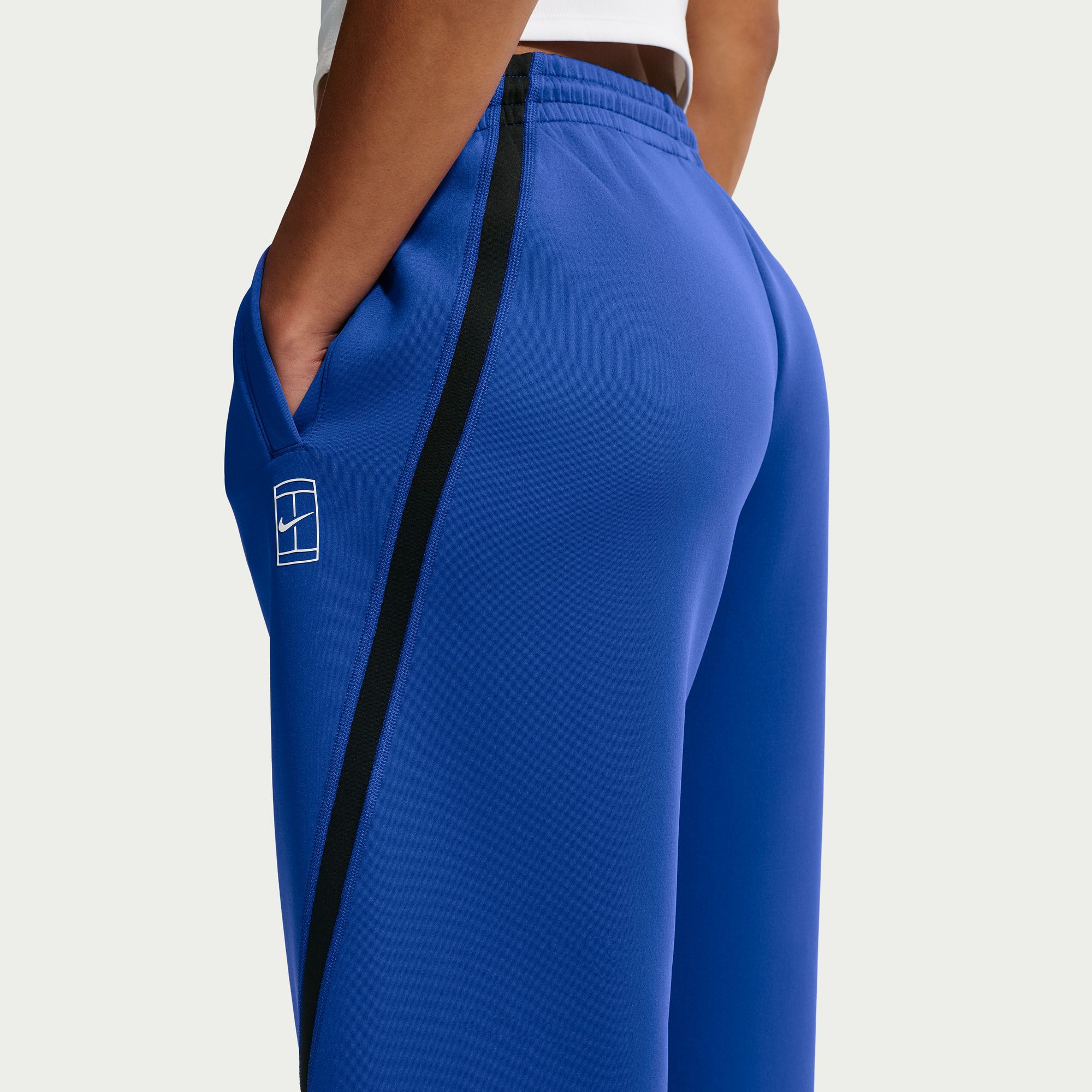Nike Advantage image number 3