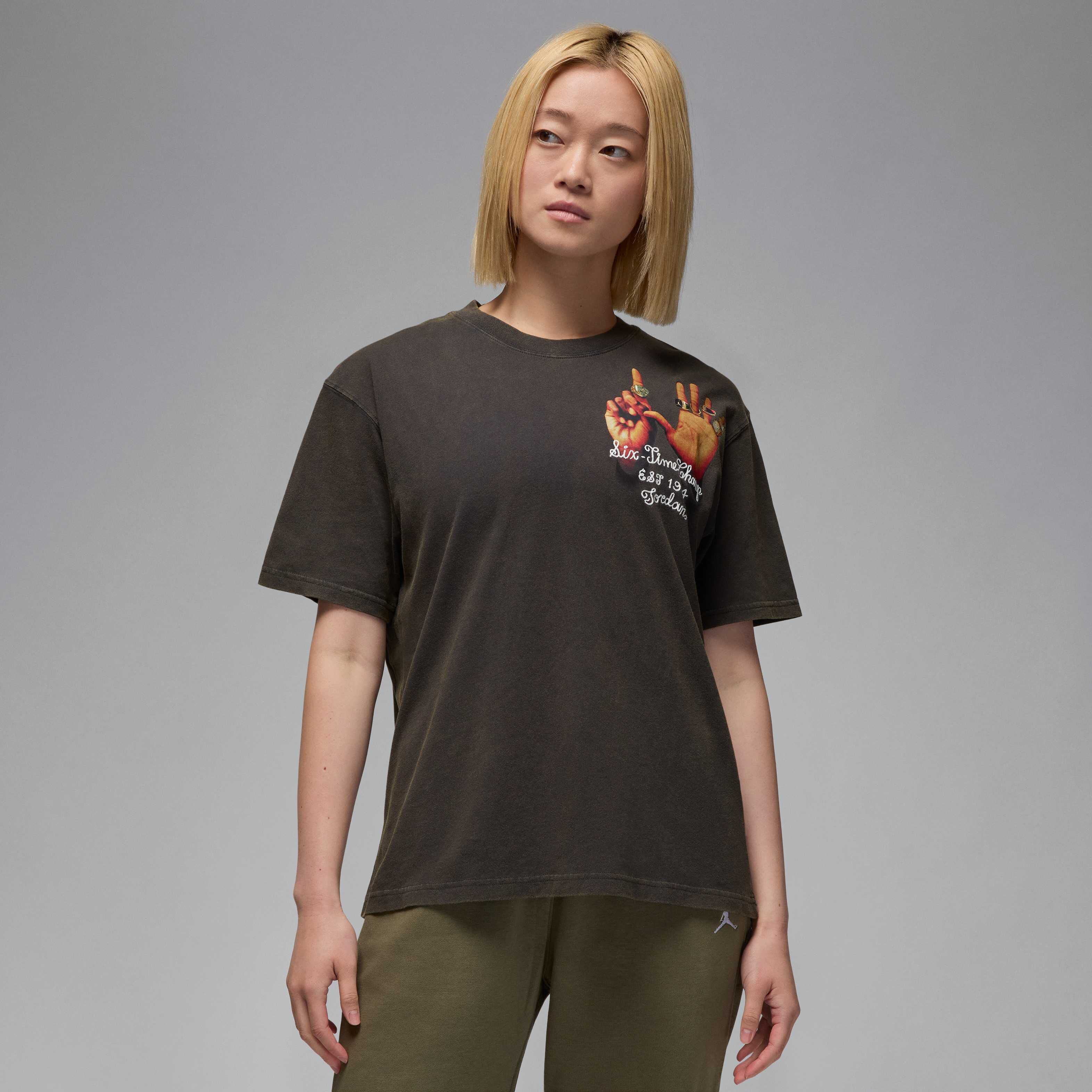 ★★Nike★★ Jordan Graphic T-Shirt W Off Noir HM7276045 HM7 Buy Jordan Women's Graphic T-Shirt - Off-Noir | Nike Kuwait