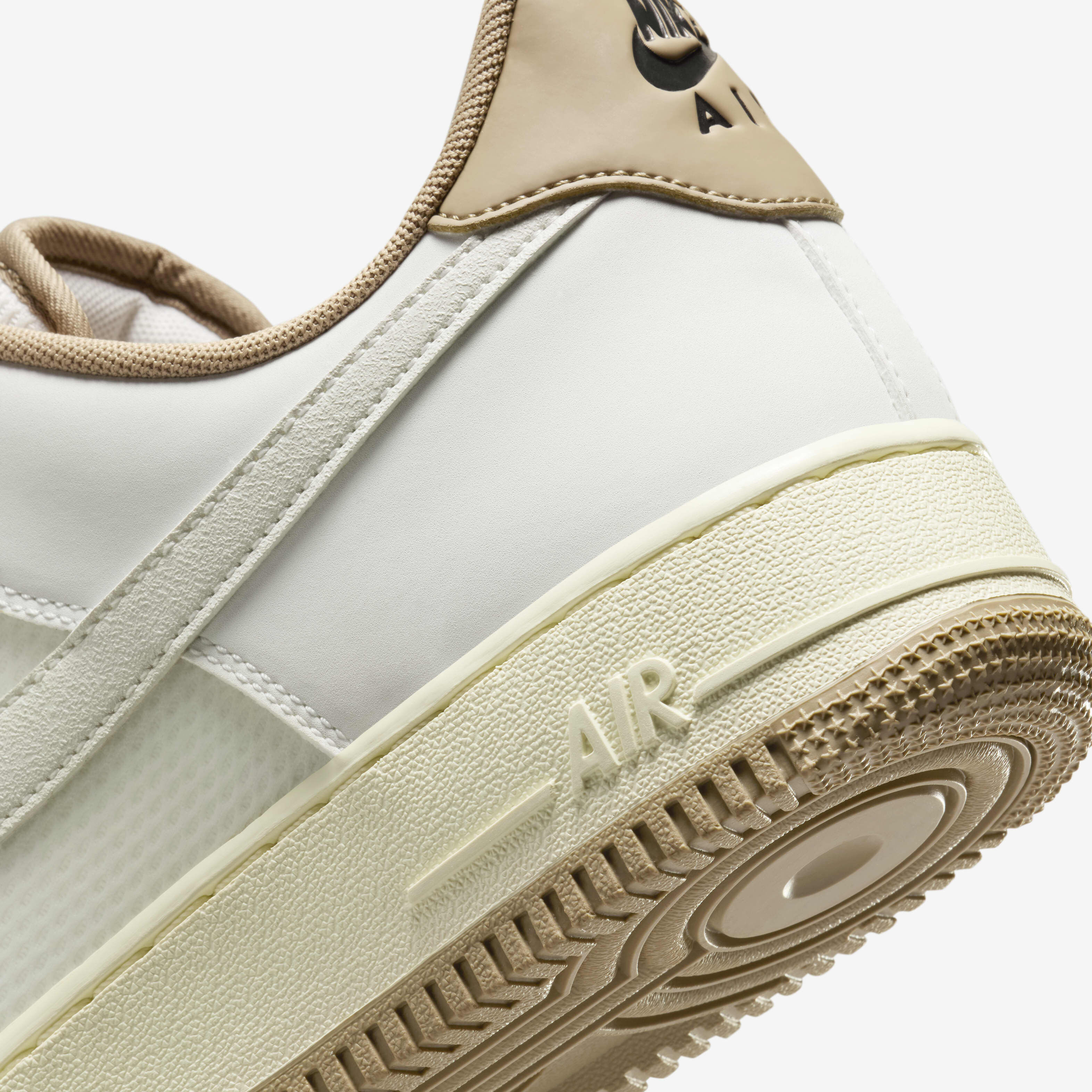 Nike Air Force 1 '07 LV8 image number 7