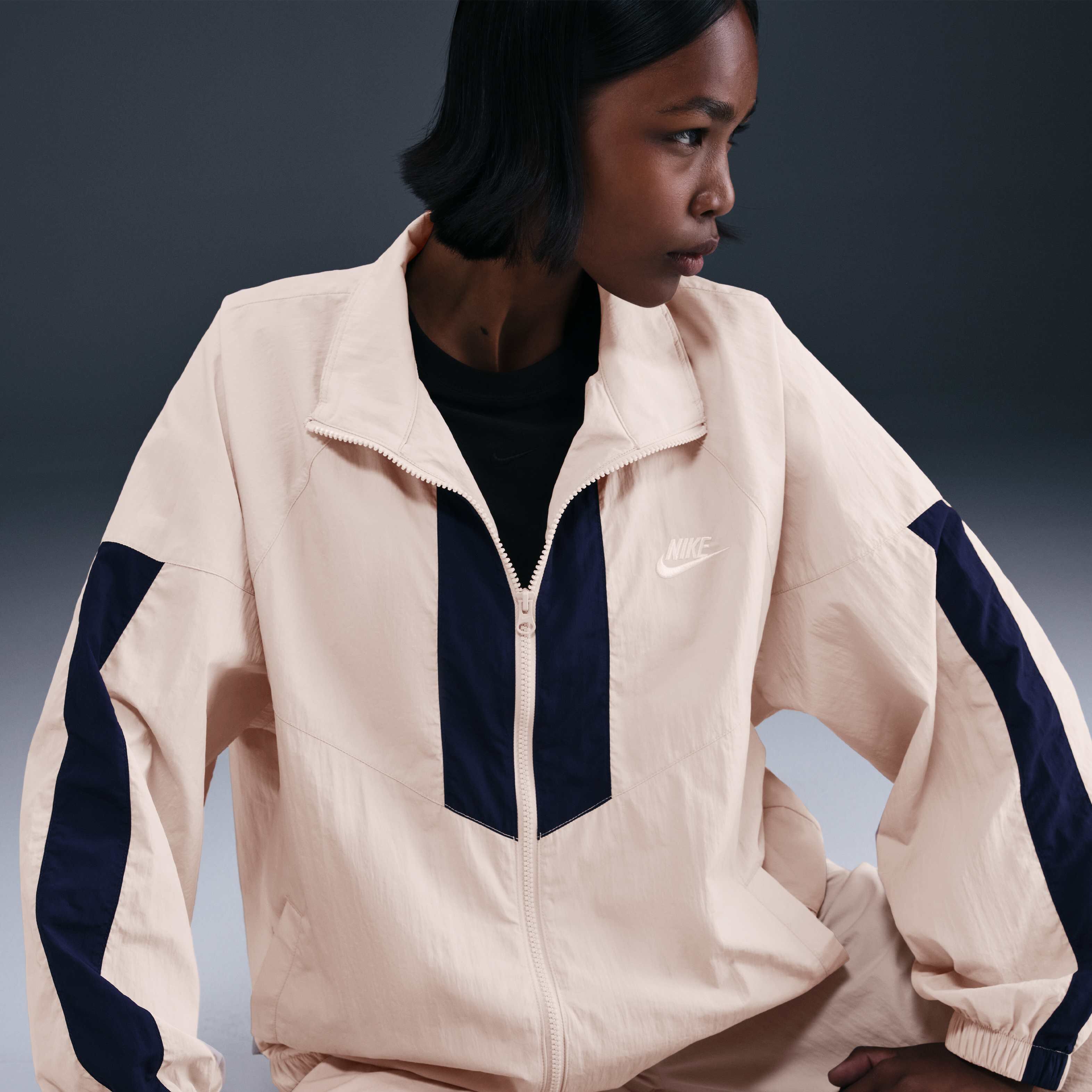 Nike Sportswear Windrunner image number 2