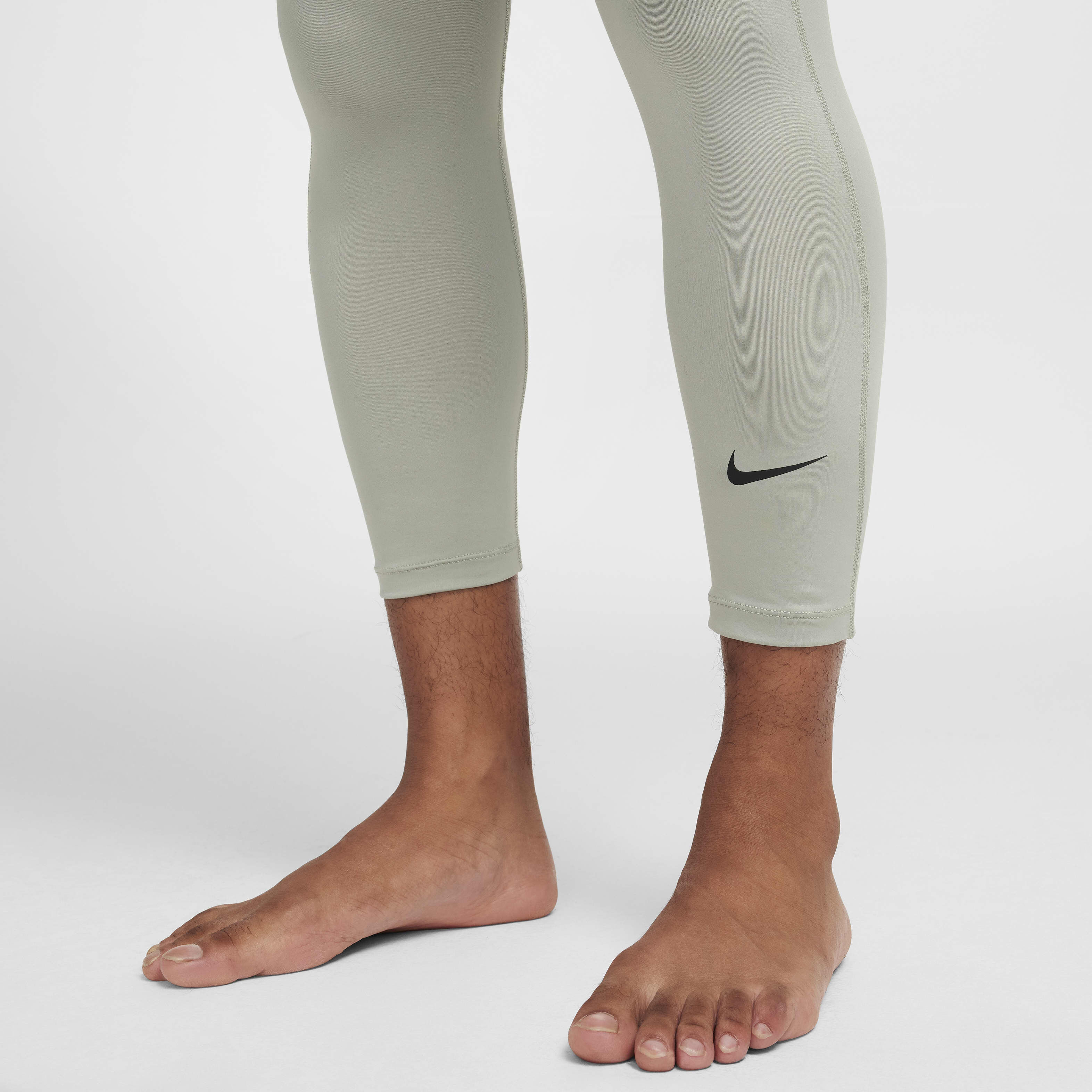 Nike Pro image number 5
