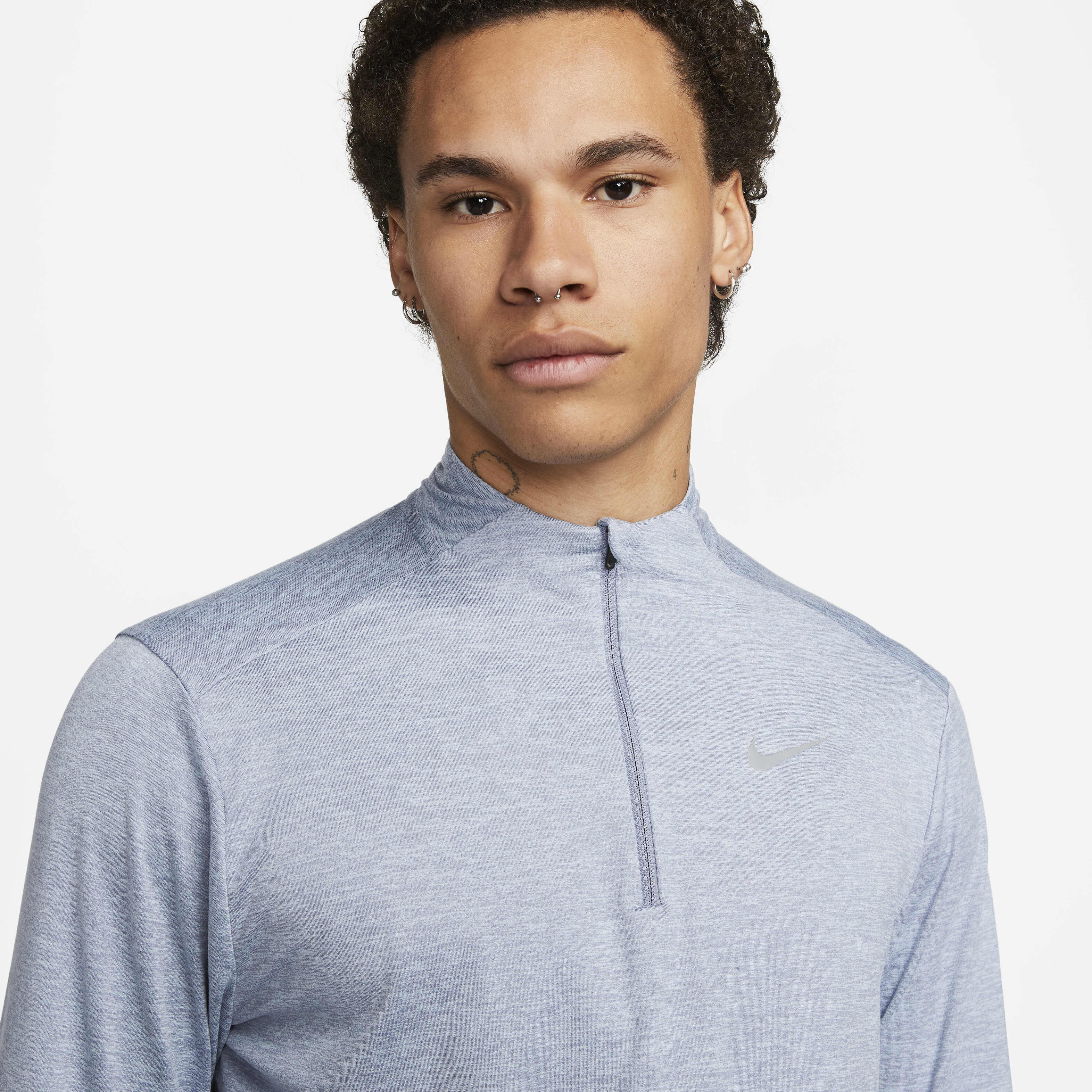 Nike image number 2
