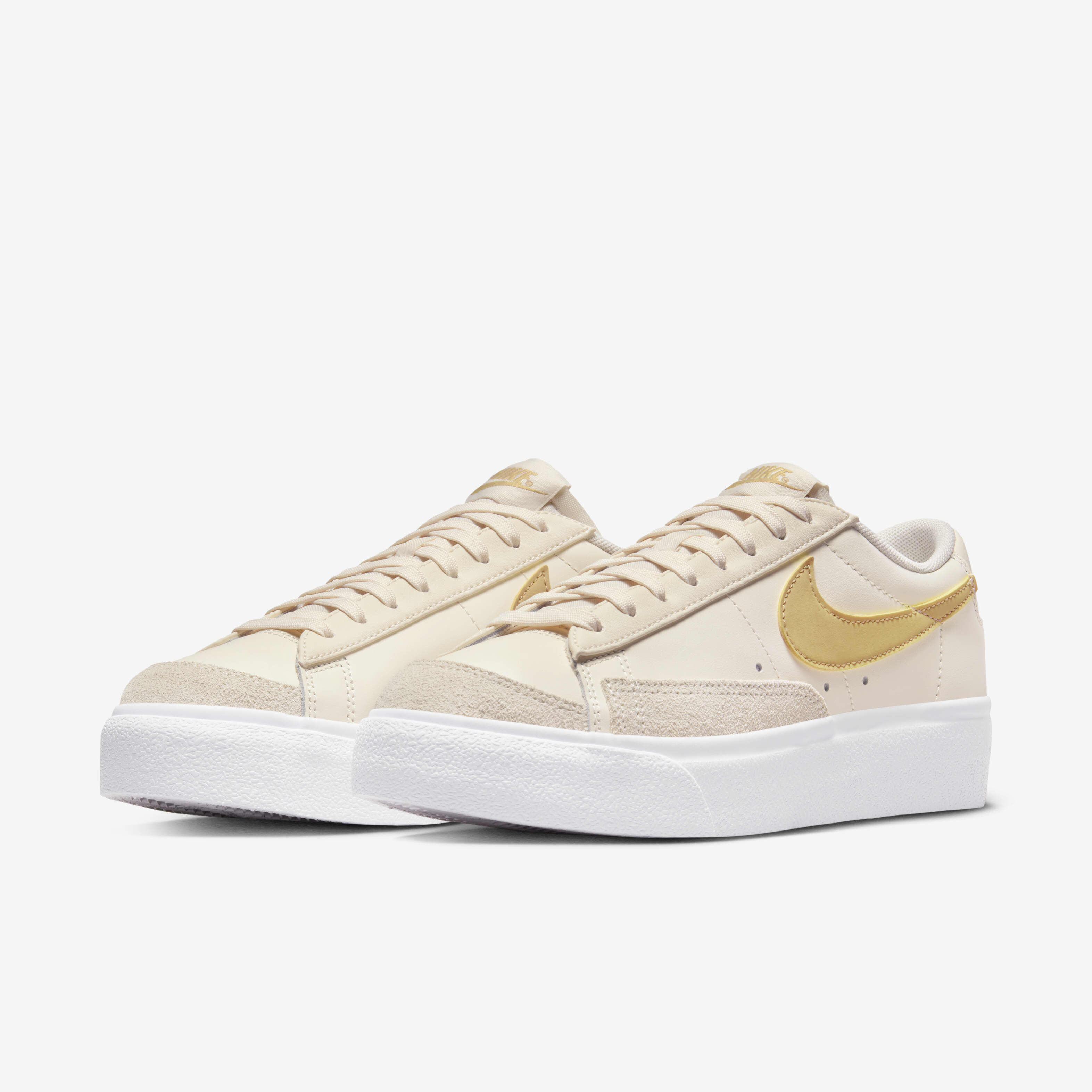 Nike Blazer Low Platform image number 4