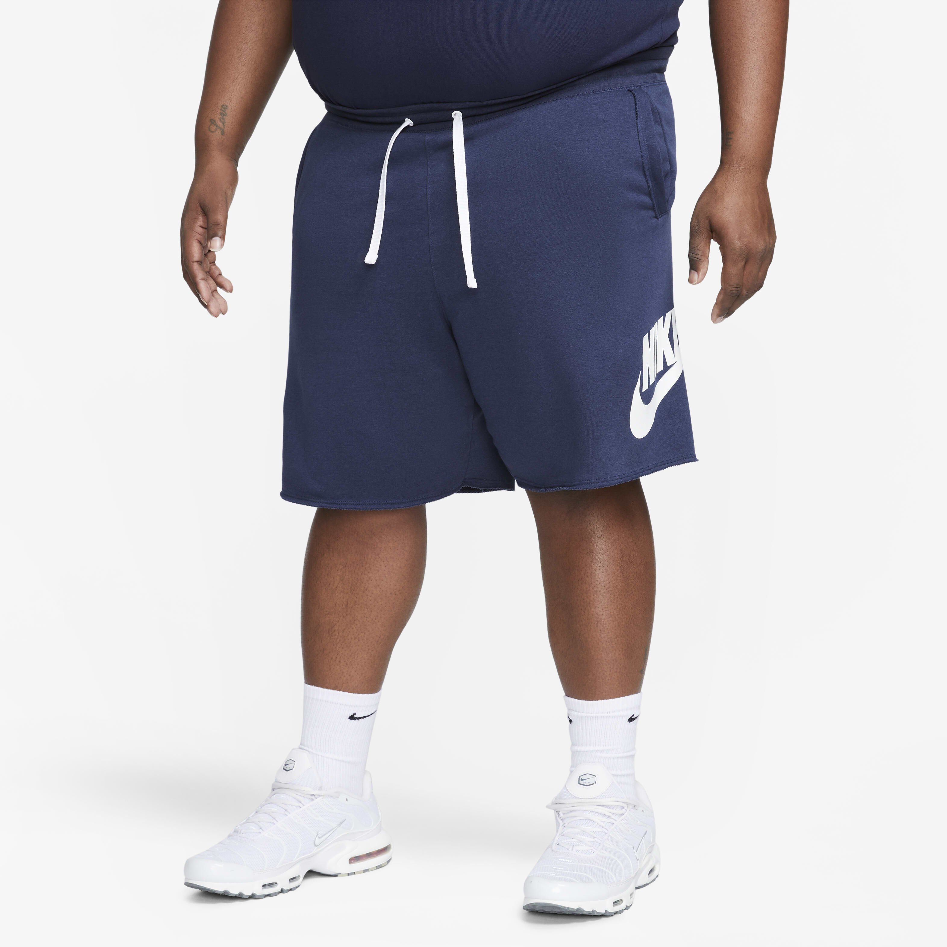 Nike alumni air max shorts online