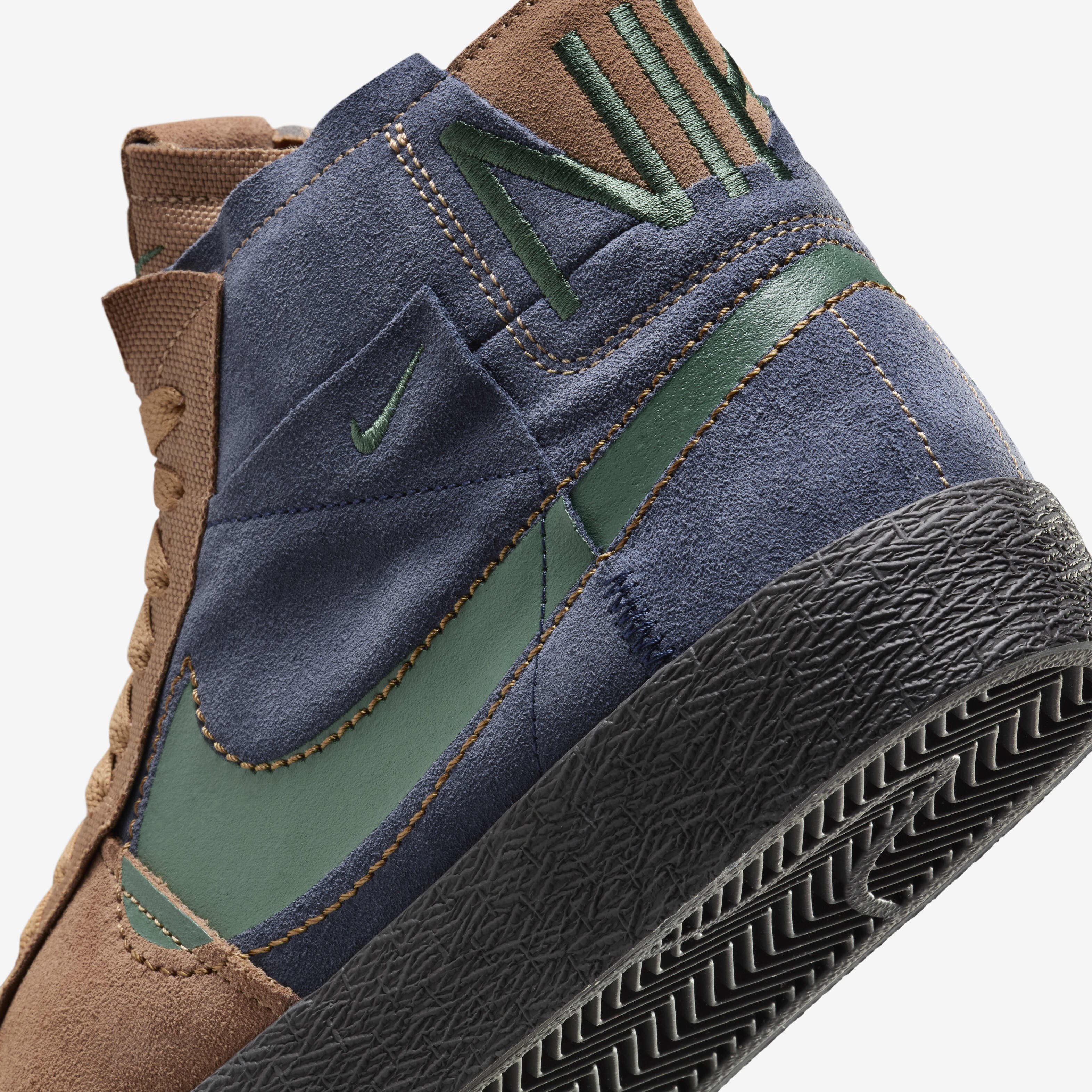 acg blazer mid