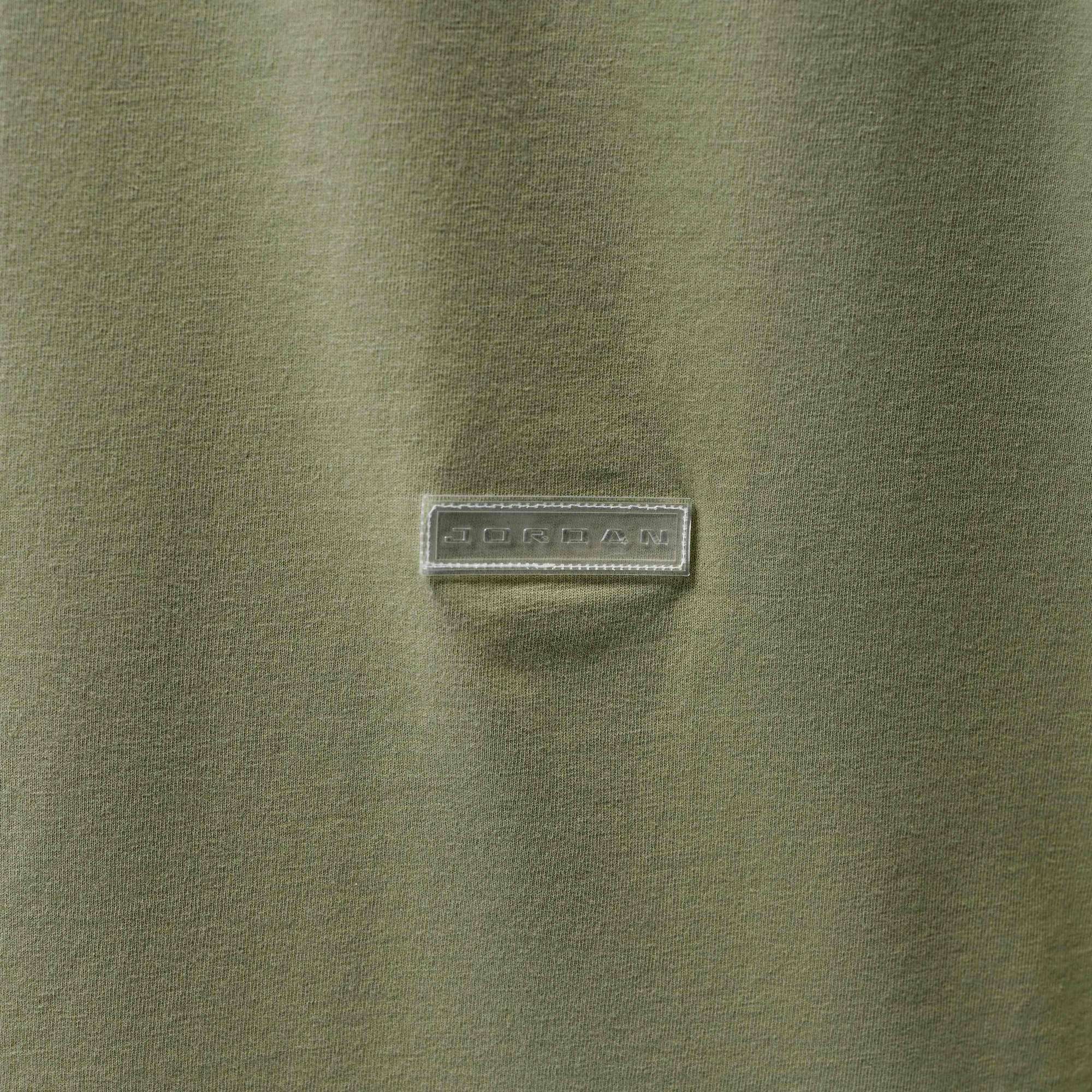 Zoom image
