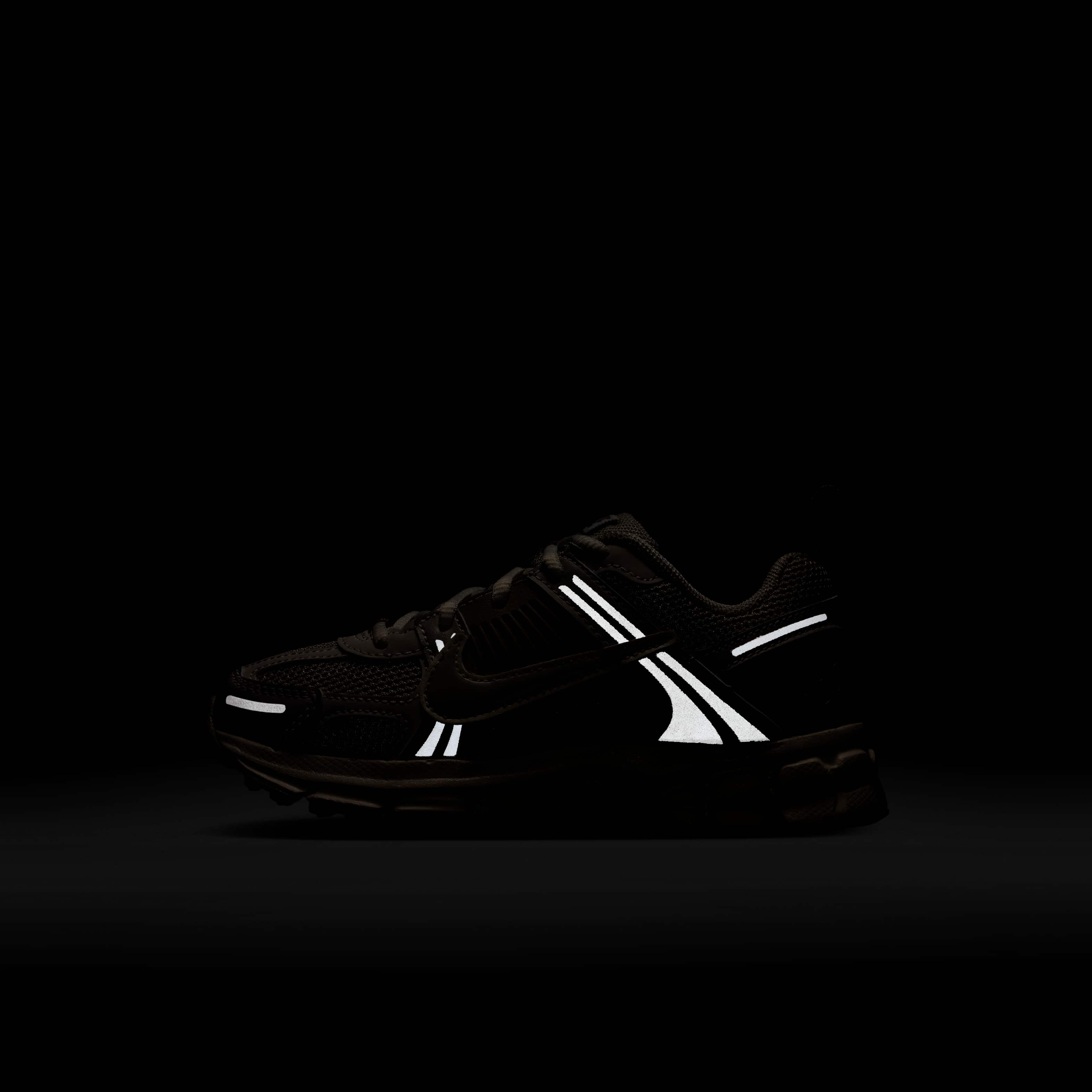 Nike Vomero 5 image number 8