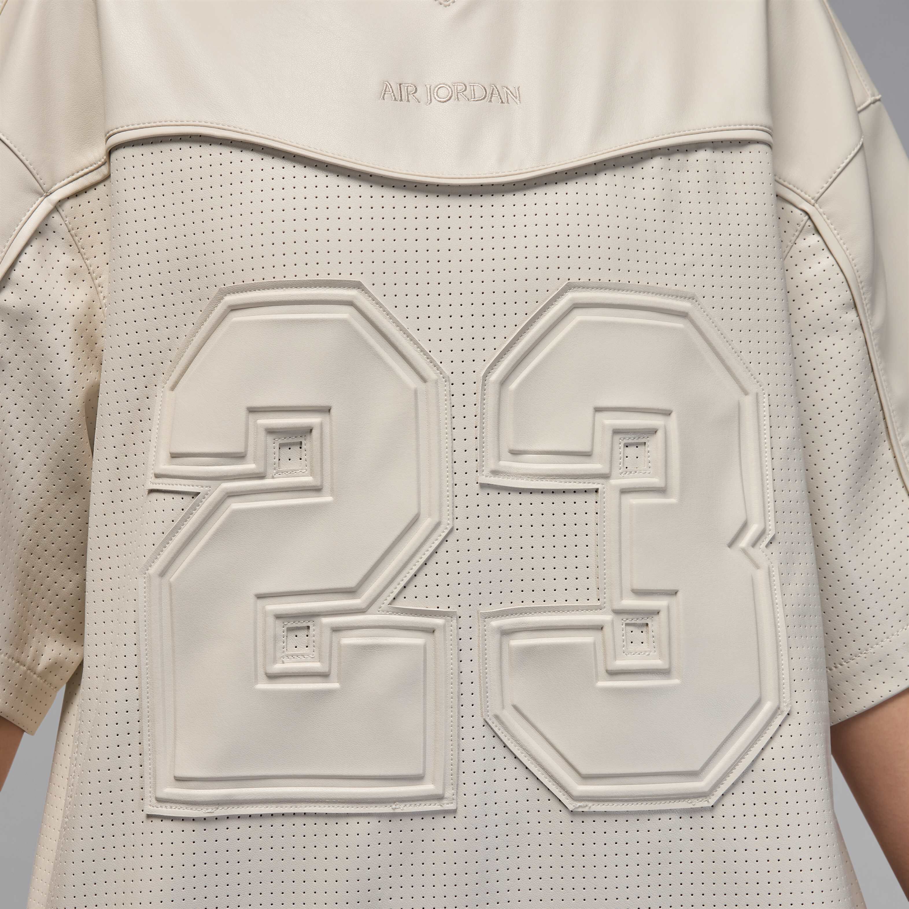 Air Jordan image number 3