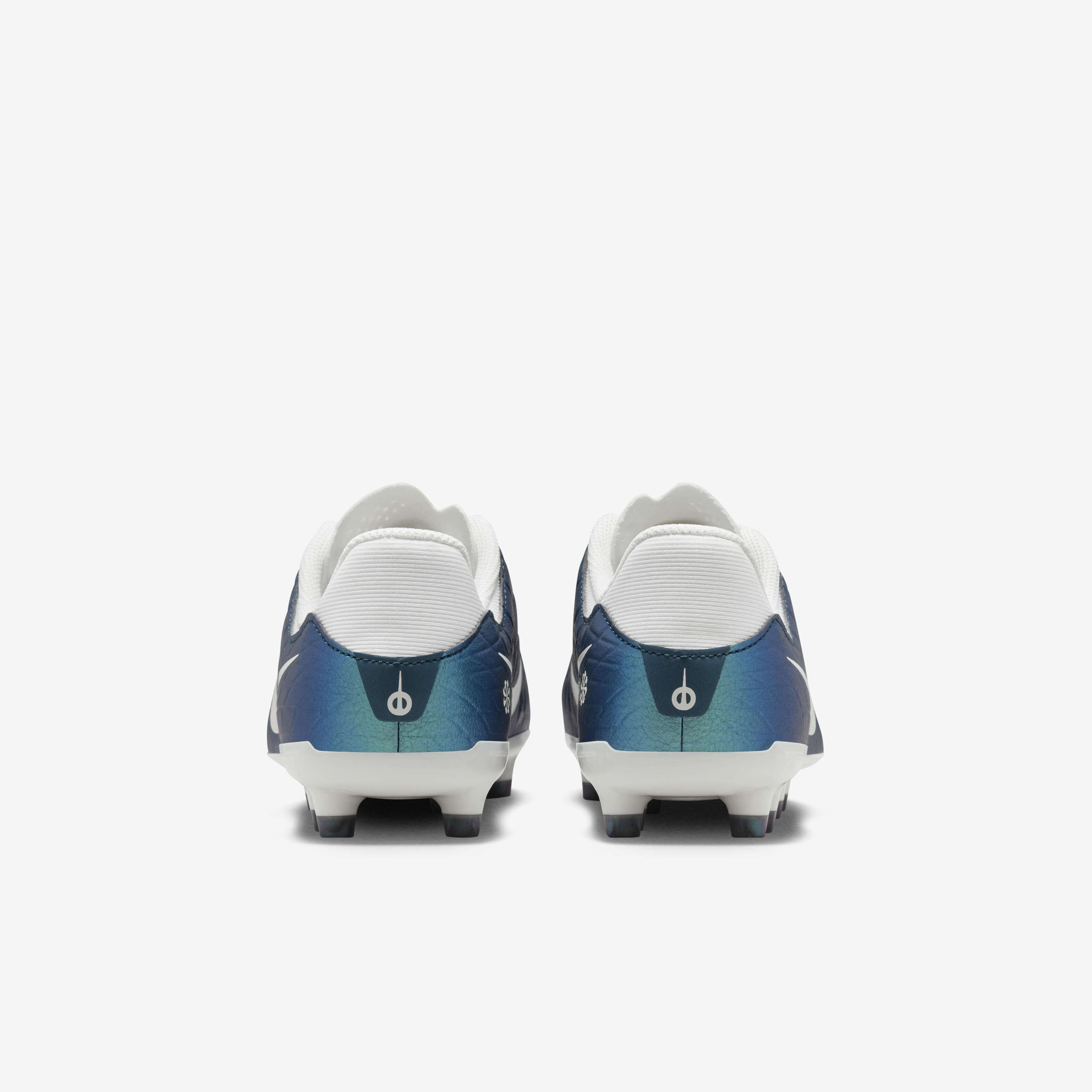 Nike Jr. Tiempo Emerald Legend 10 Academy image number 5