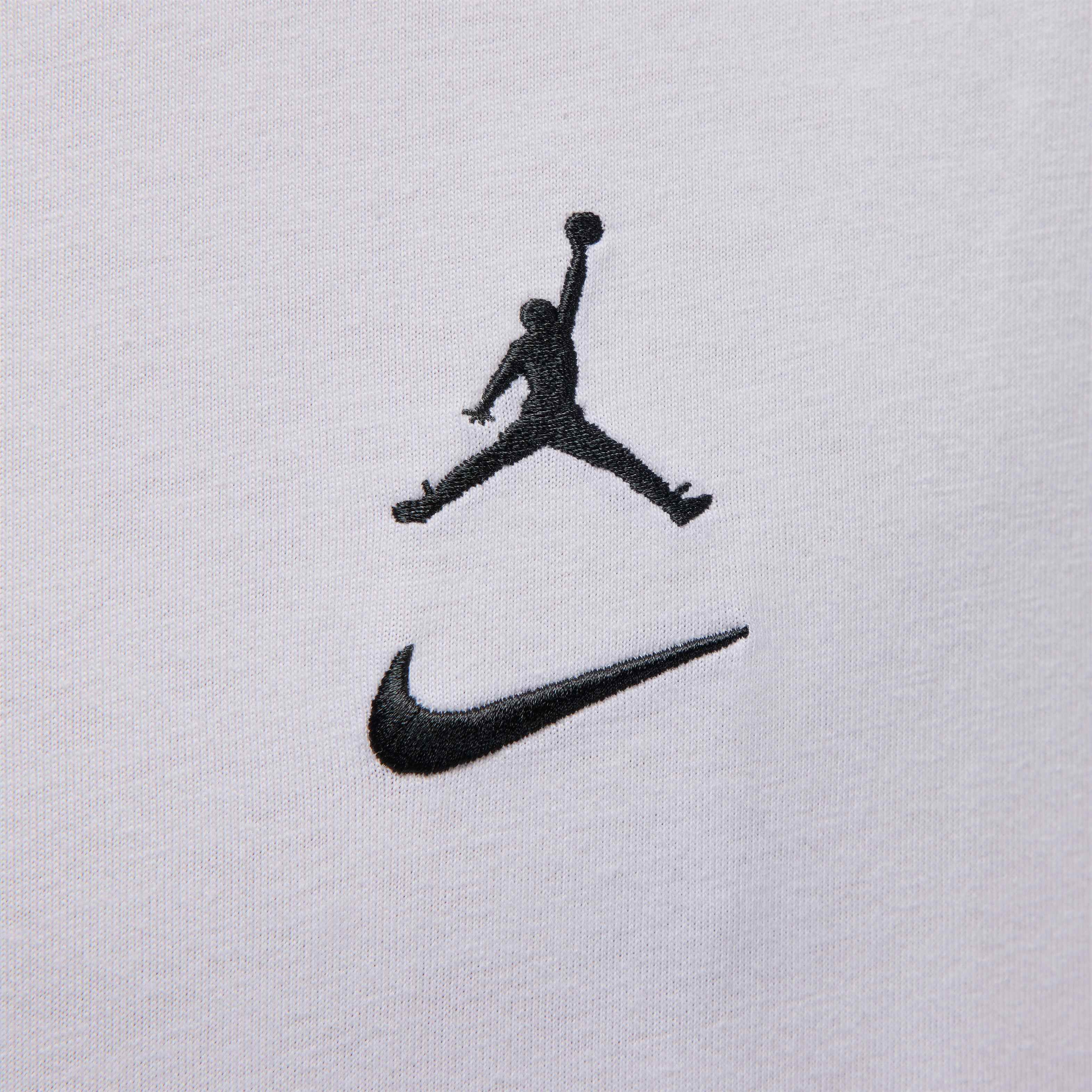 Jordan Brooklyn image number 3